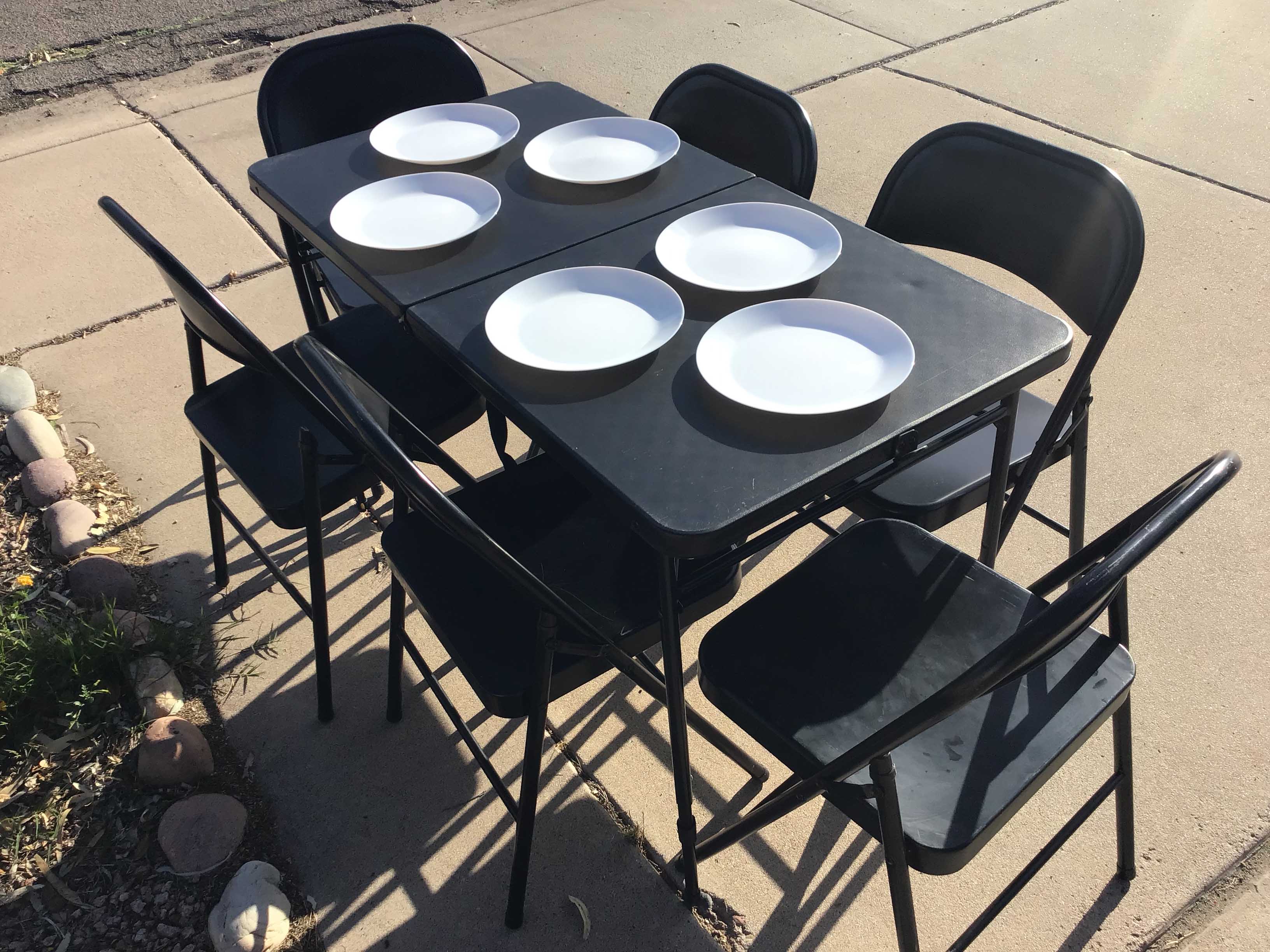 4 foot rectangle tables (adjustable heights)