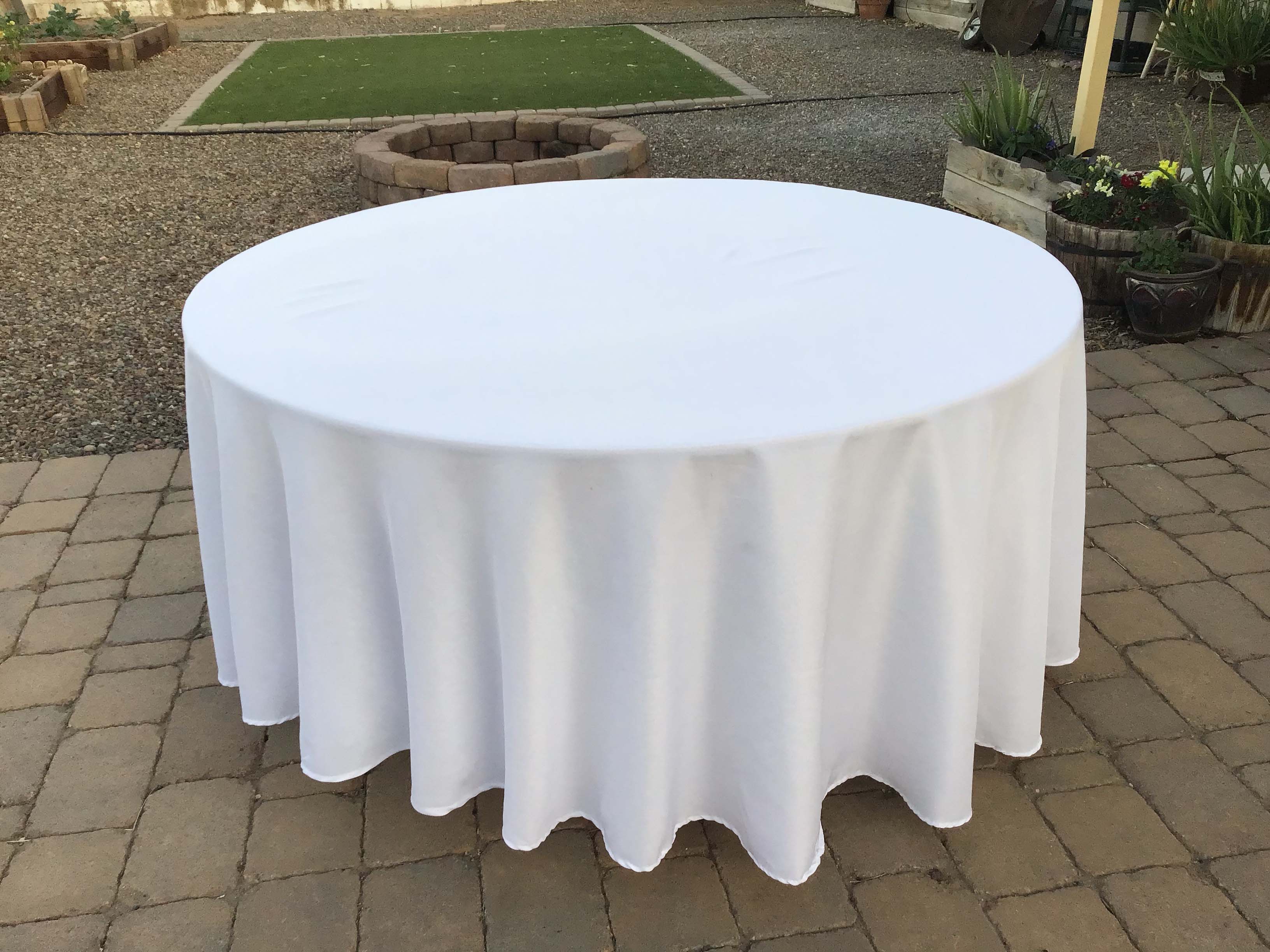 round tablecloths (white) - 108