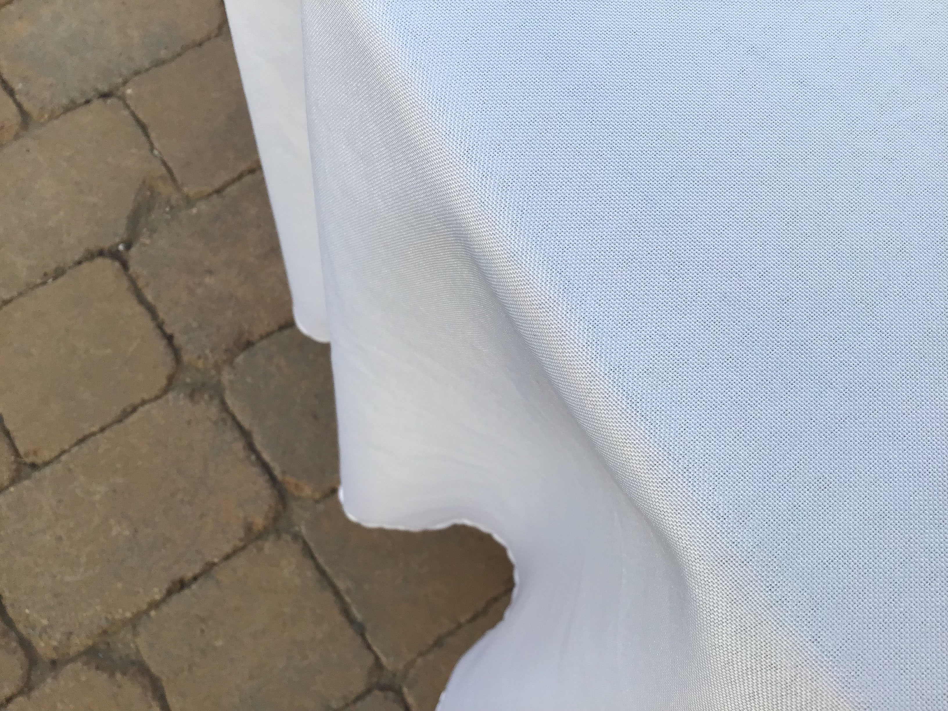 round tablecloths (white) - 108