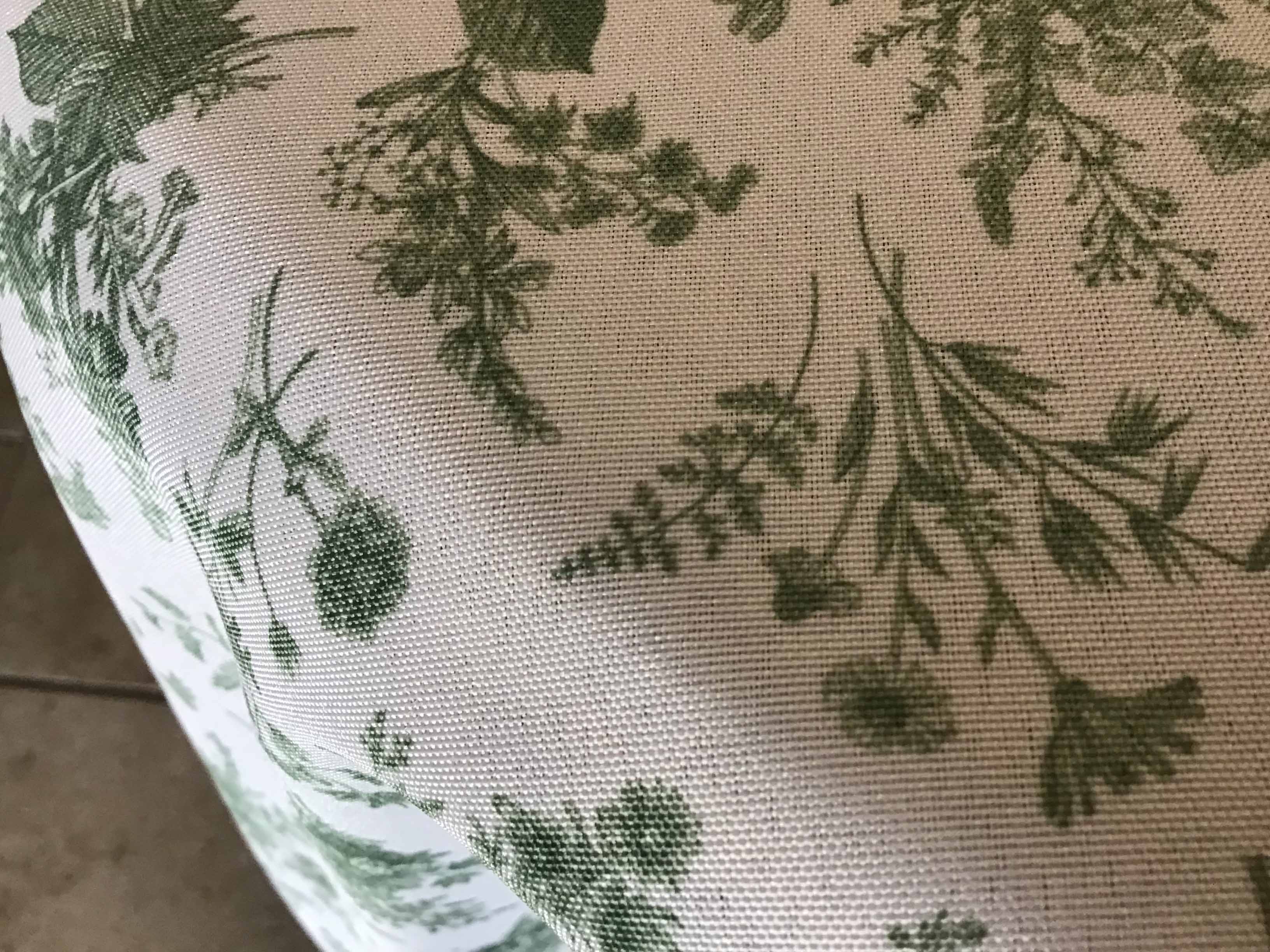 rectangle tablecloths (dusty sage green floral print) - 60 x 102