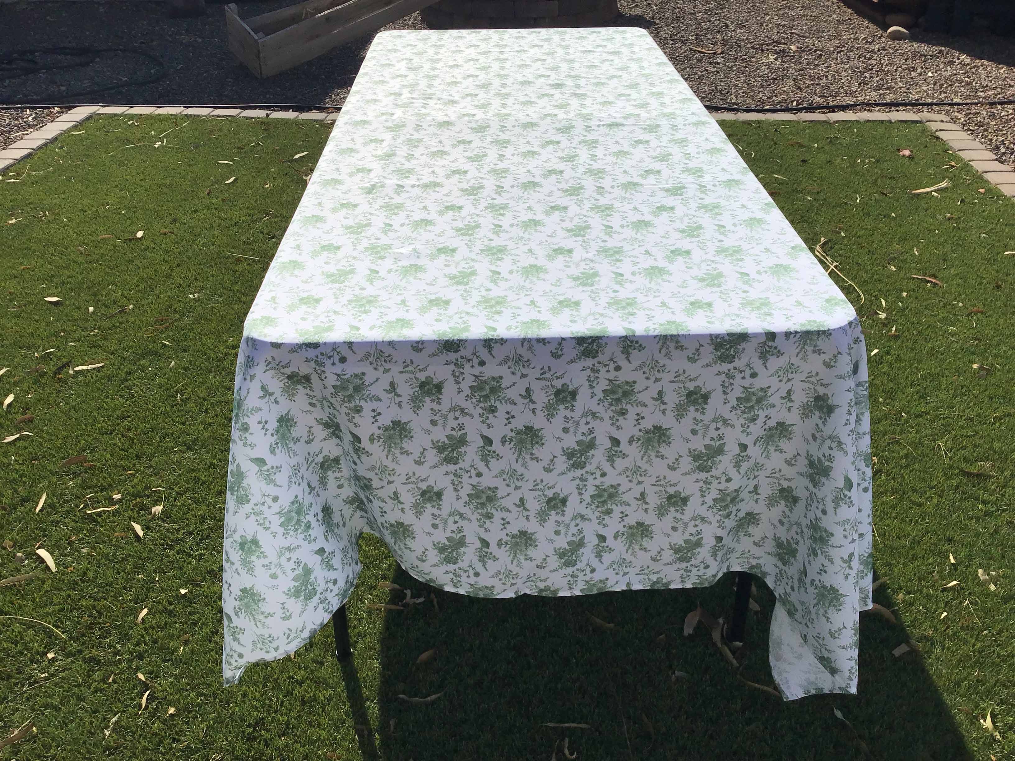 rectangle tablecloths (dusty sage green floral print) - 60 x 102