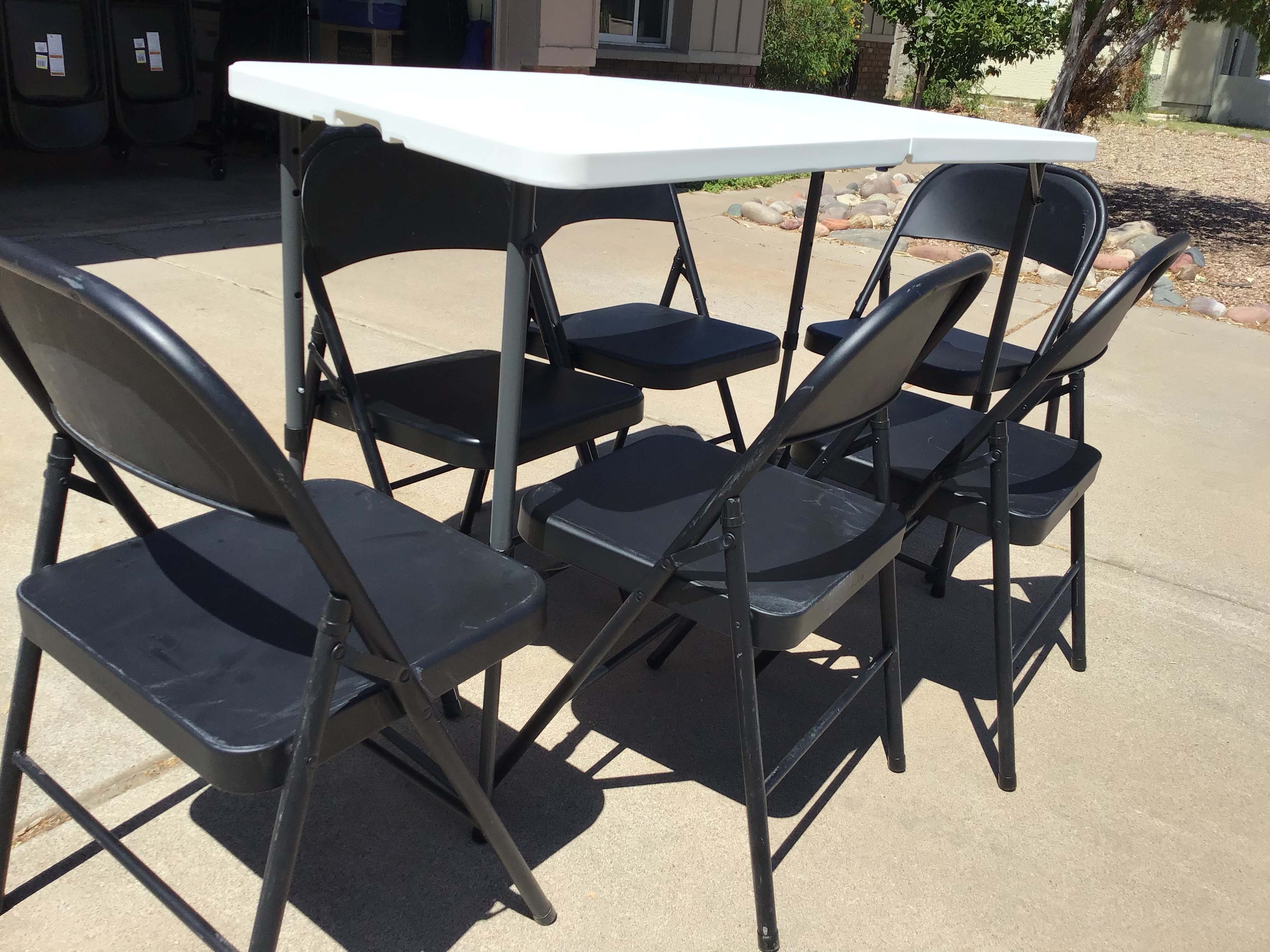 4 foot rectangle tables (adjustable heights)