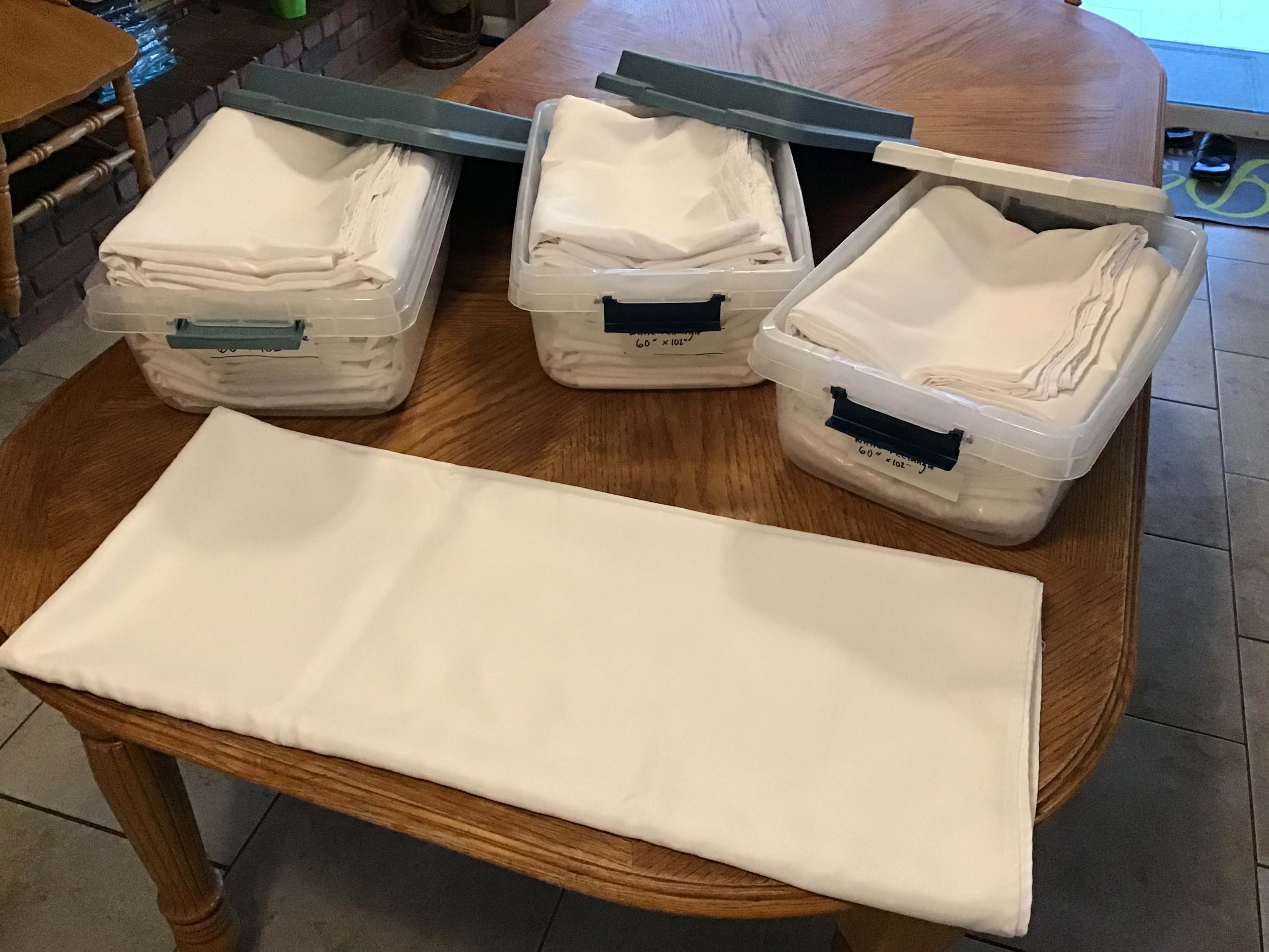 rectangle tablecloths (white) - 60 x 102