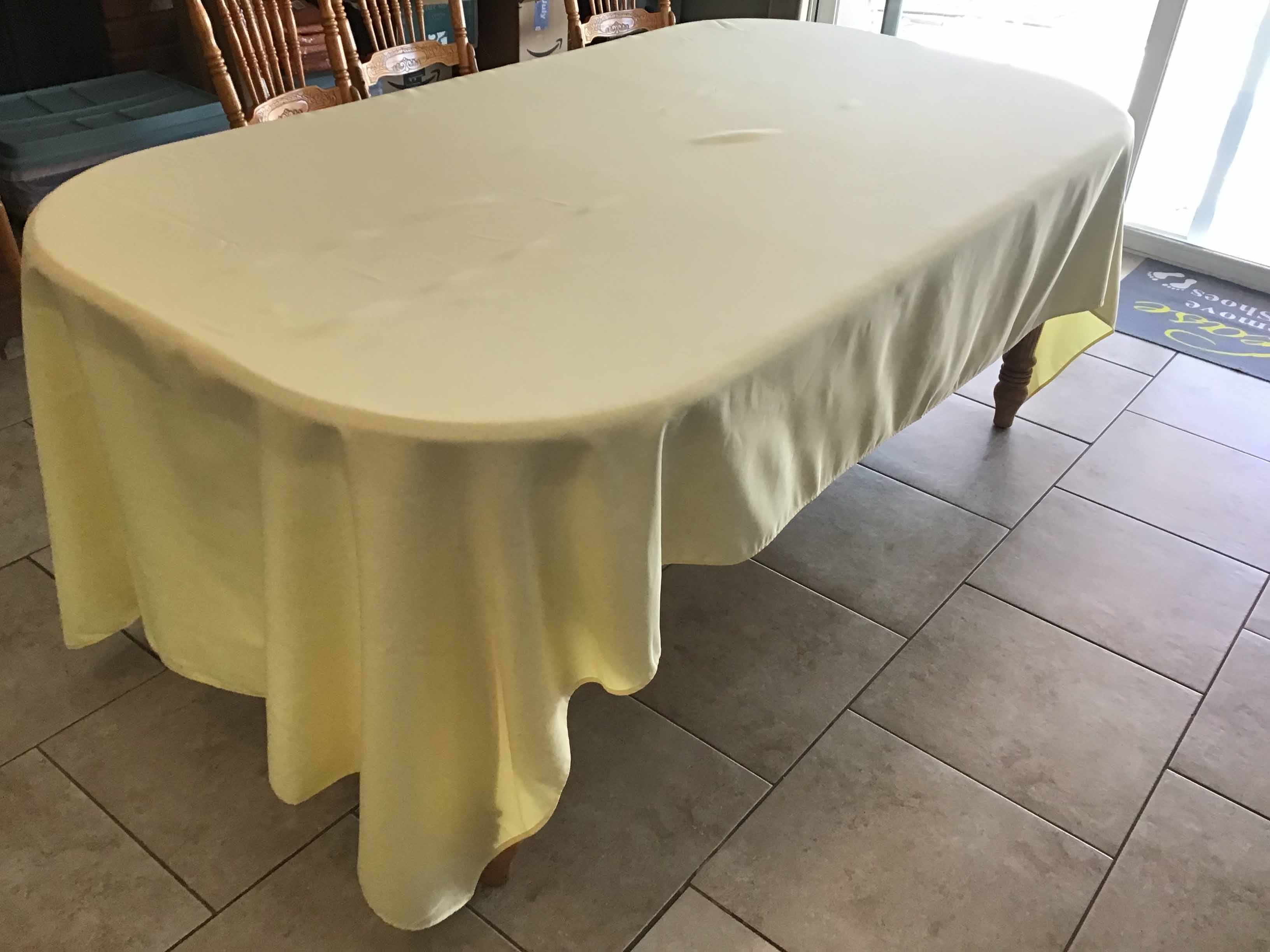 rectangle tablecloths (pastel yellow) - 60 x 120