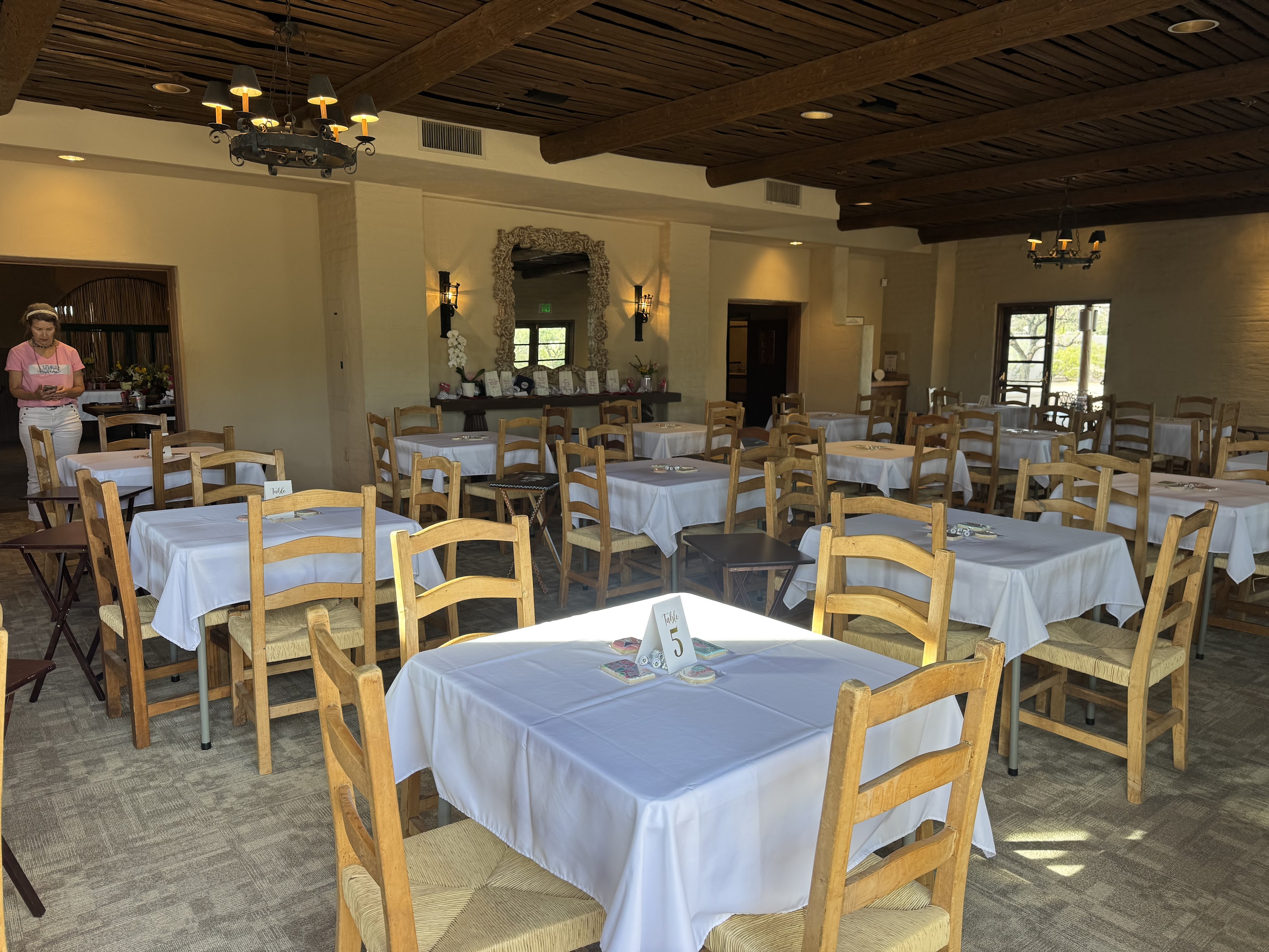 34 inch square tables