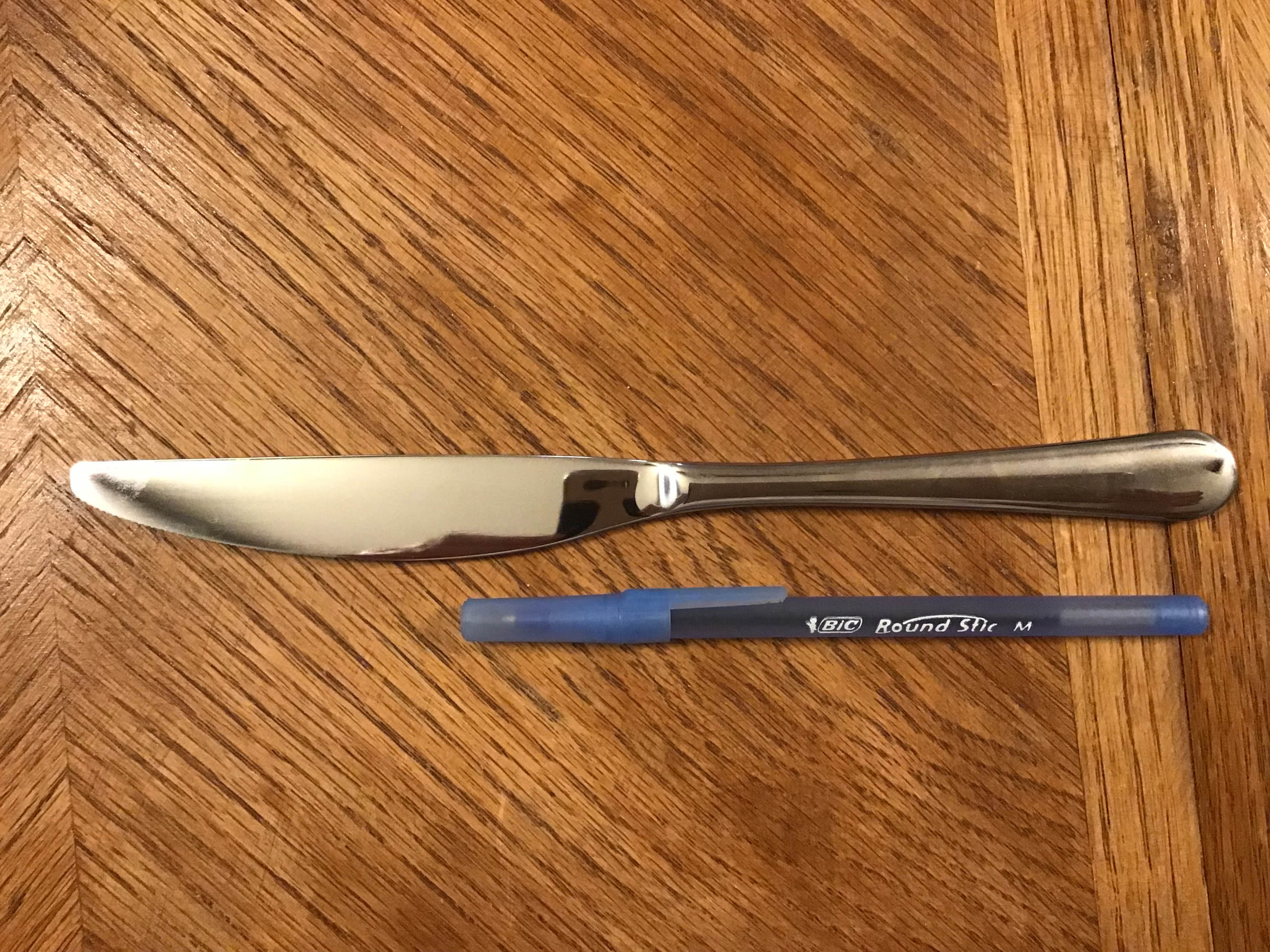 dinner knives / butter knives (stainless steel, Cambridge #22)