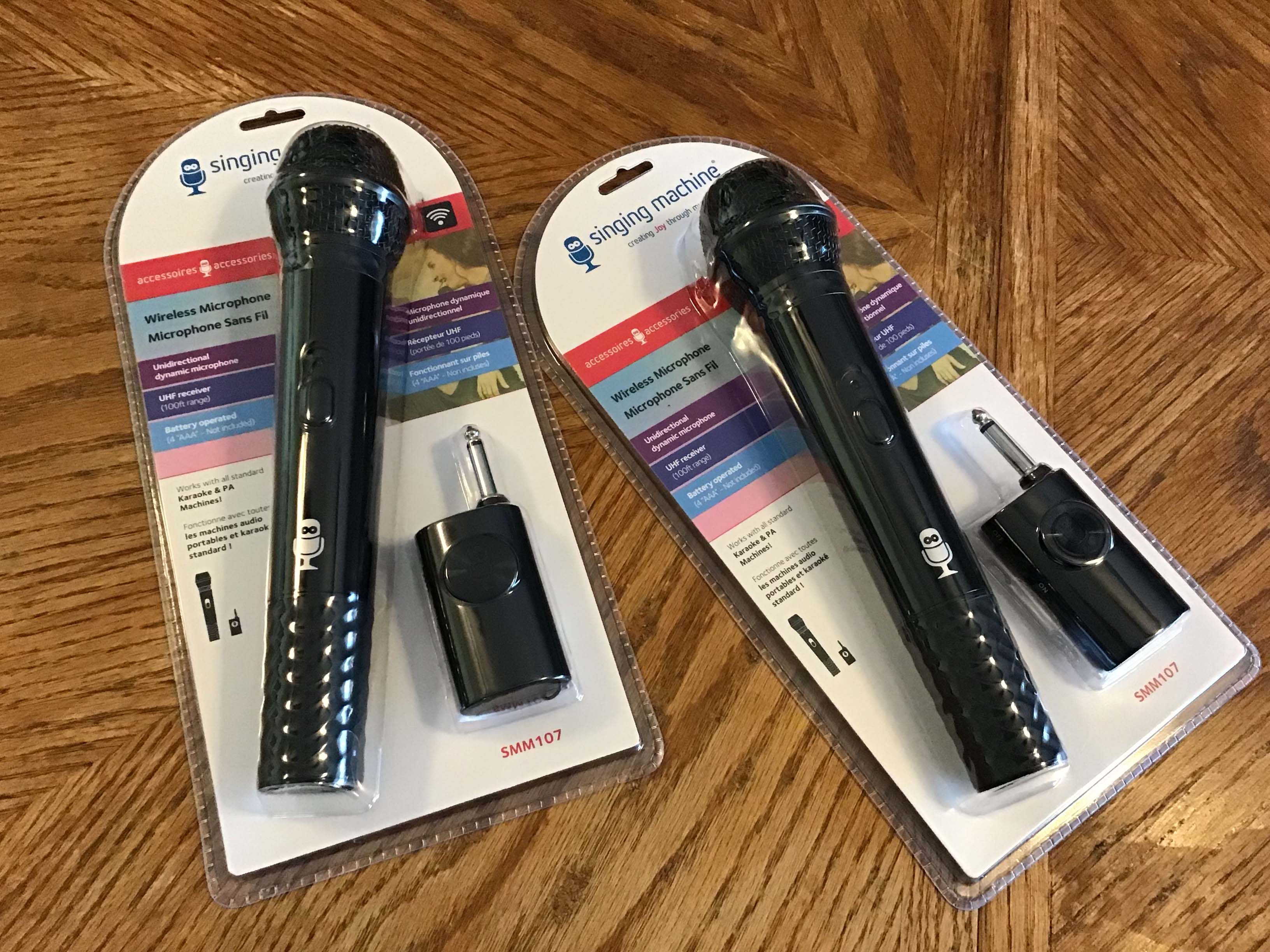 wireless microphone (Singing Machine)