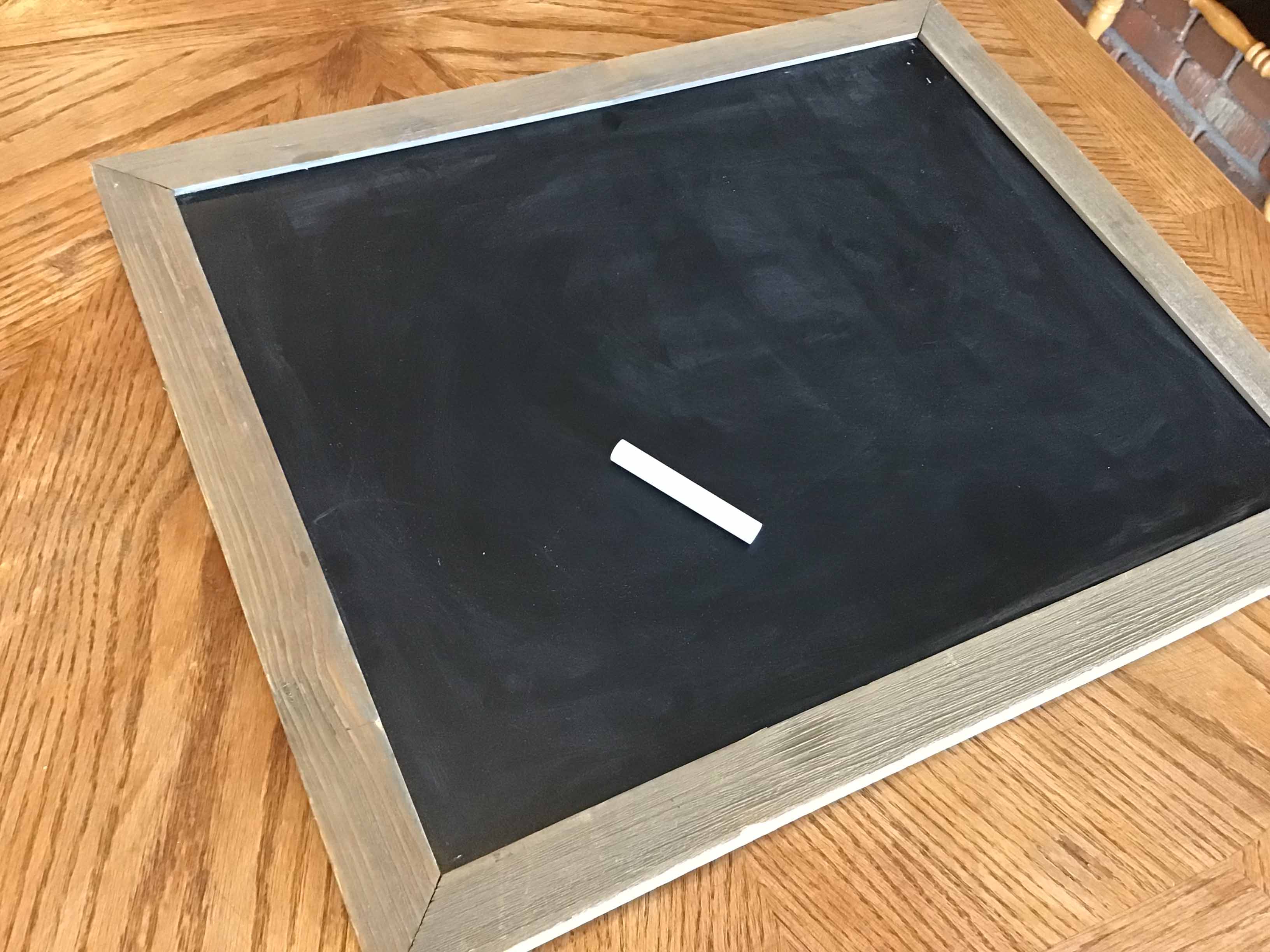 chalk board (22.5 x 18.5) - with chalk