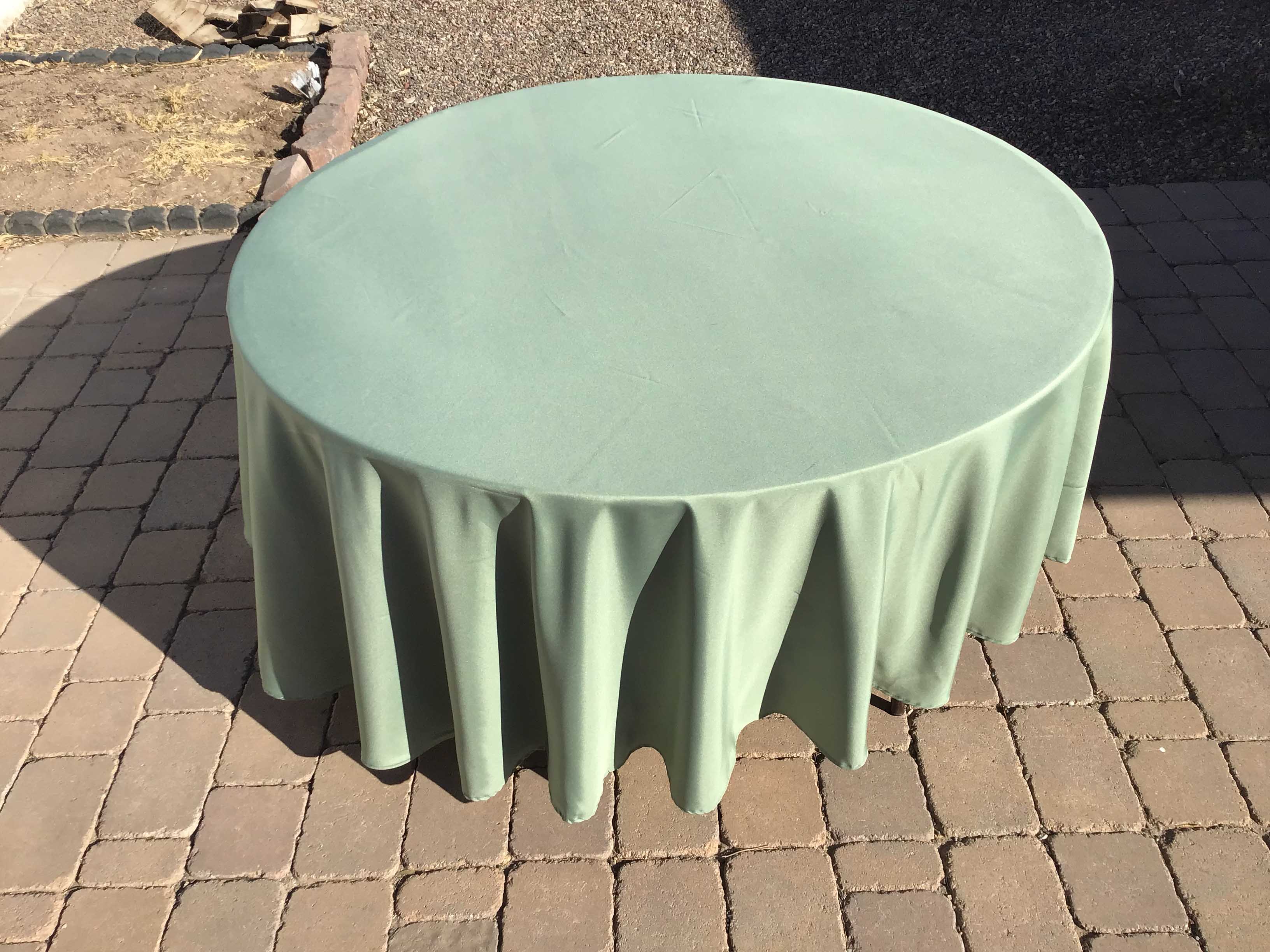 round tablecloths (dusty sage green) - 108