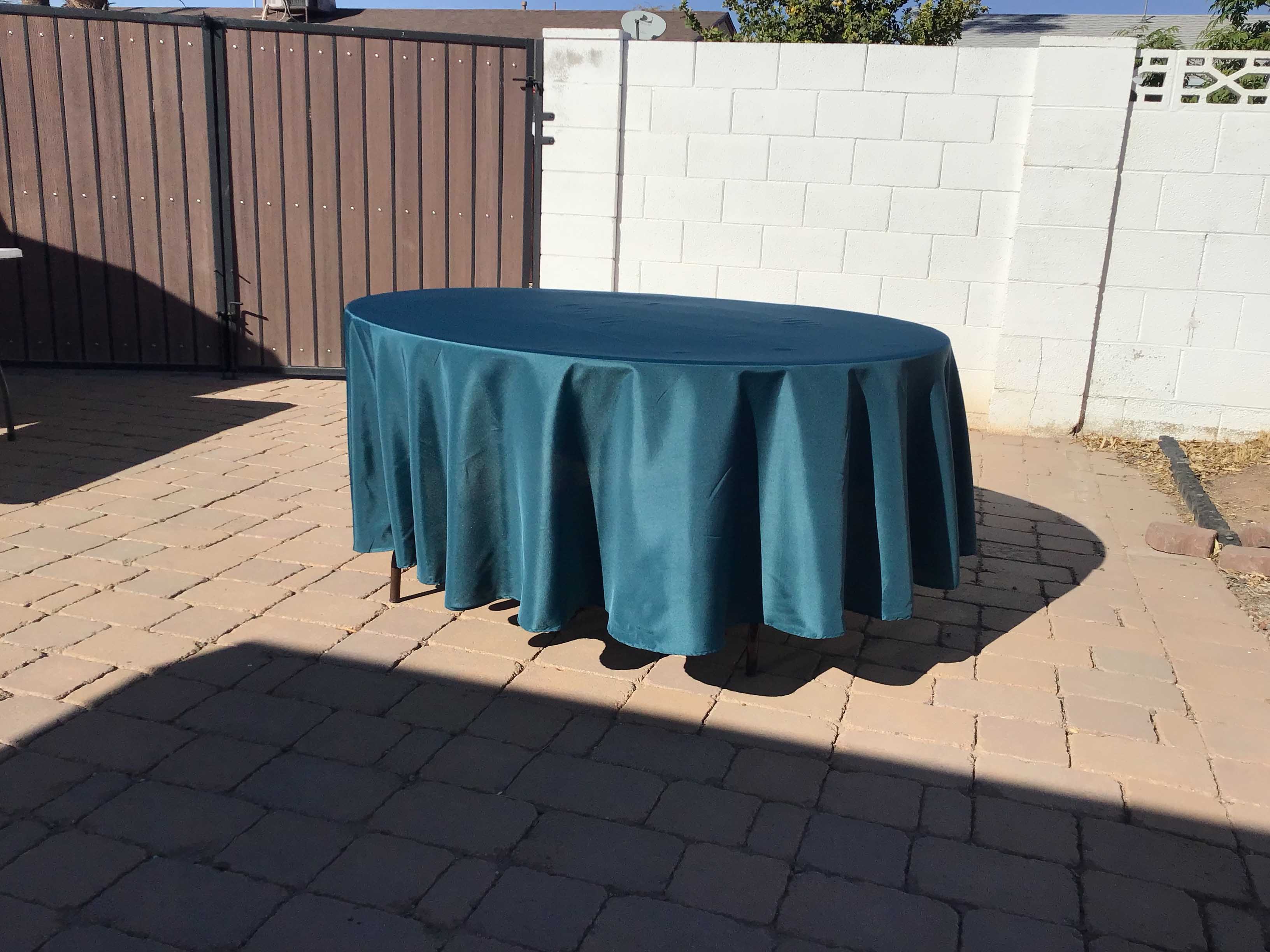 round tablecloths (peacock teal) - 108