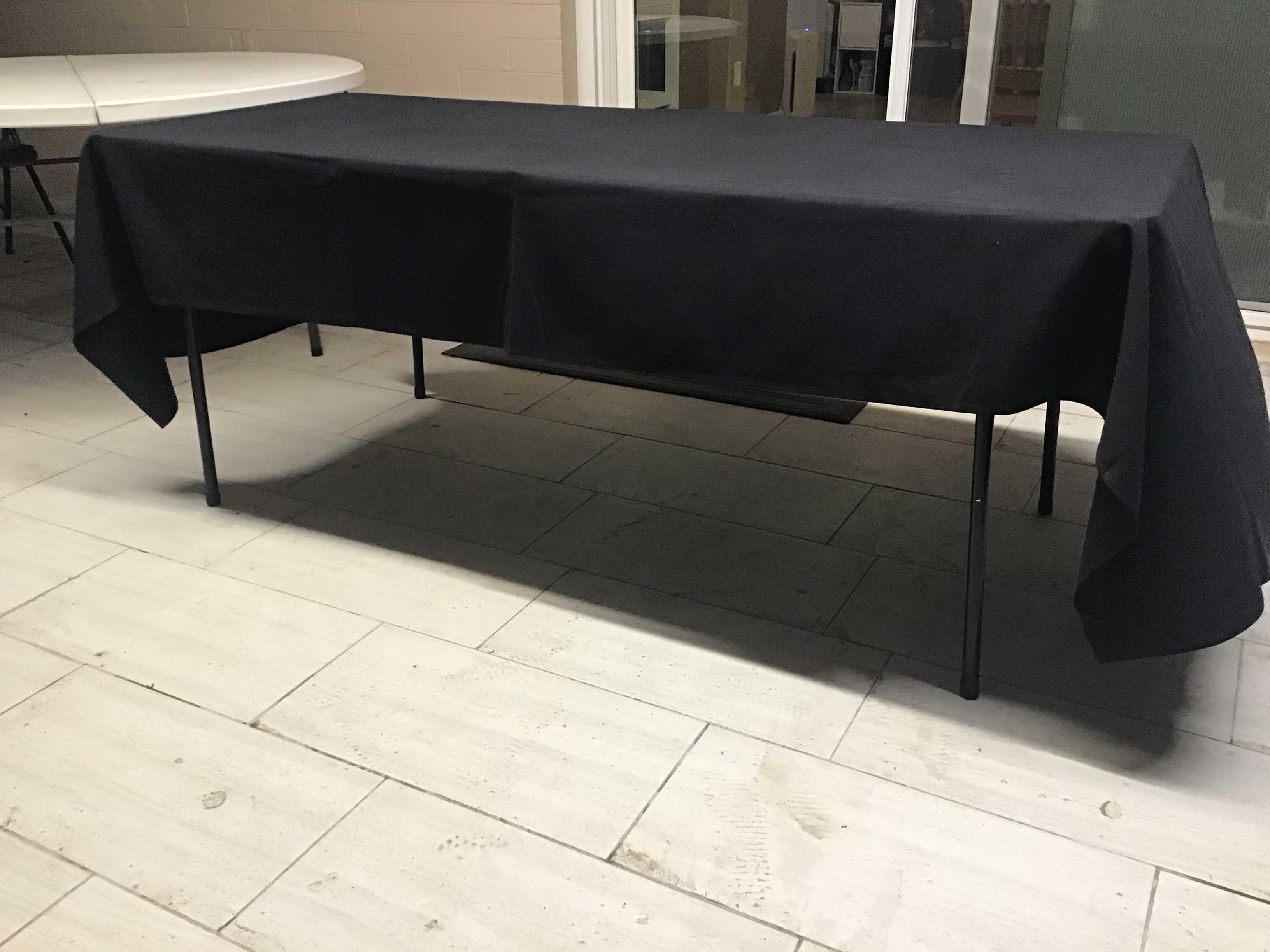 rectangle tablecloths (black) - 52 x 114