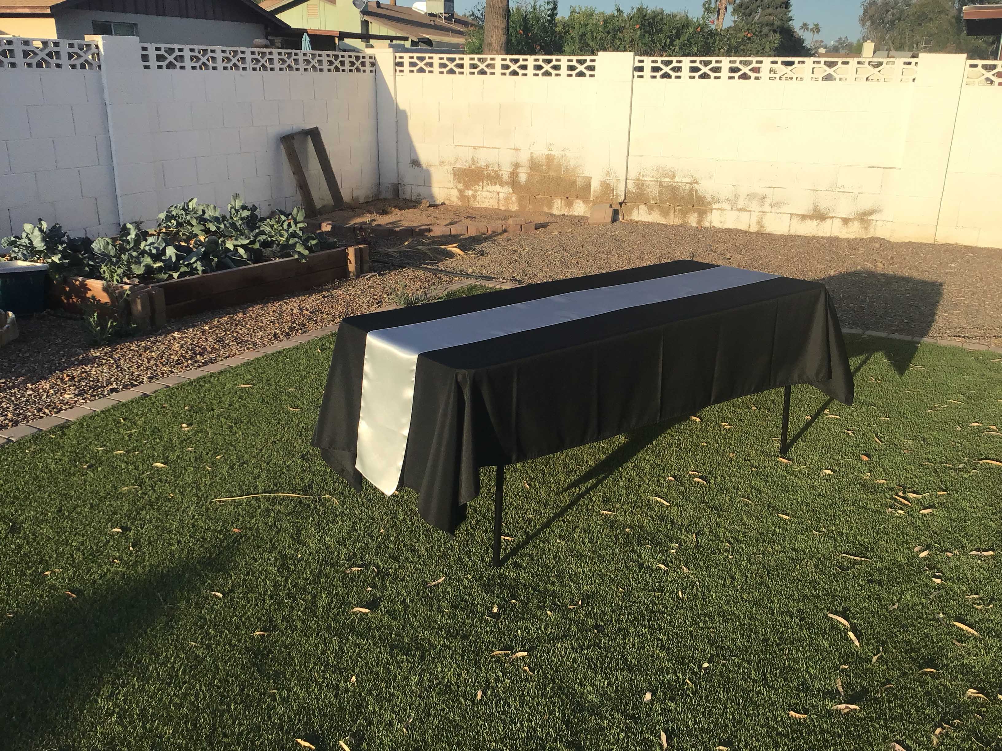 table runners (satin, silver) - 12 x 108