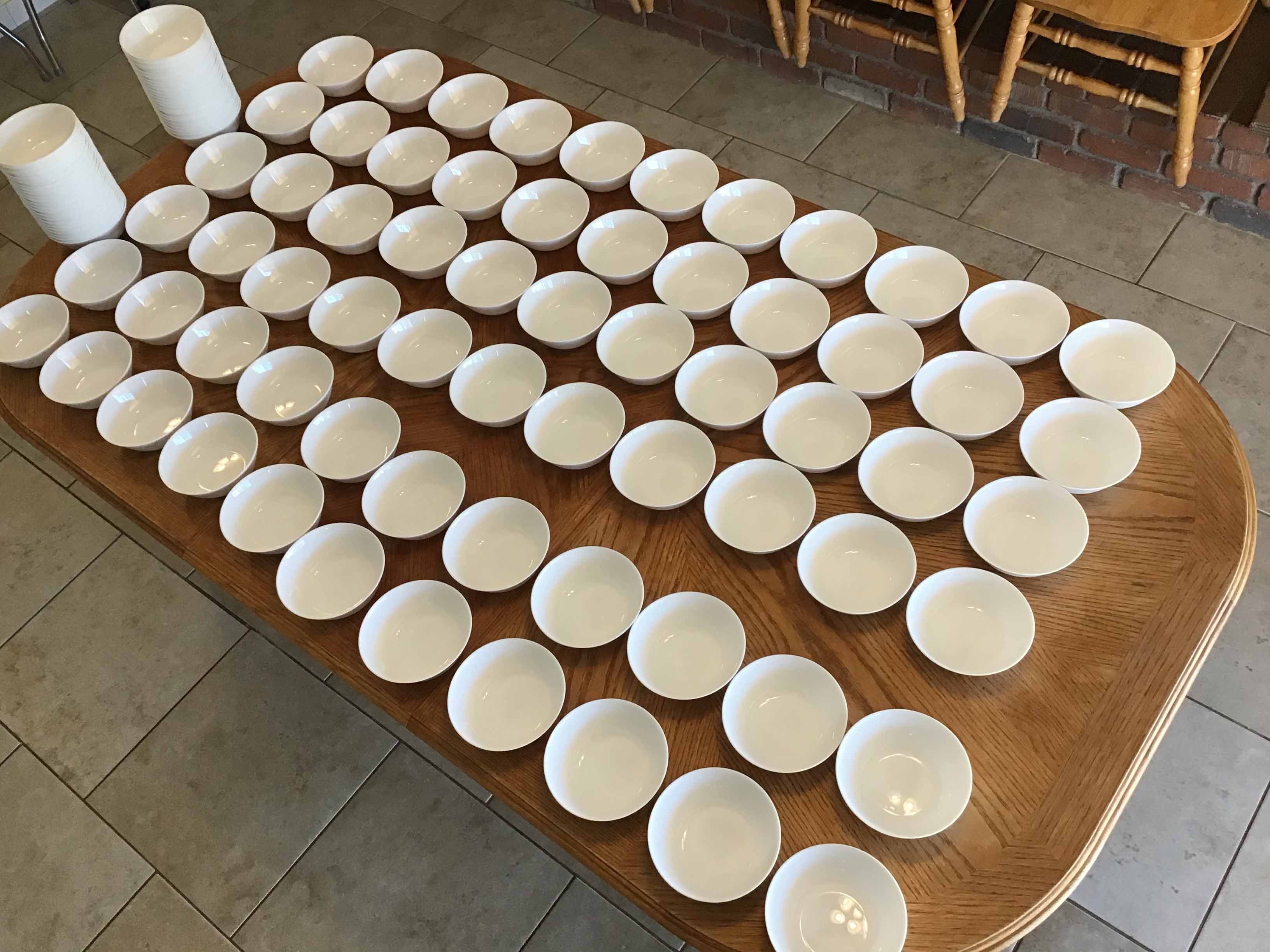 glass bowls (white, Oftast) - 6