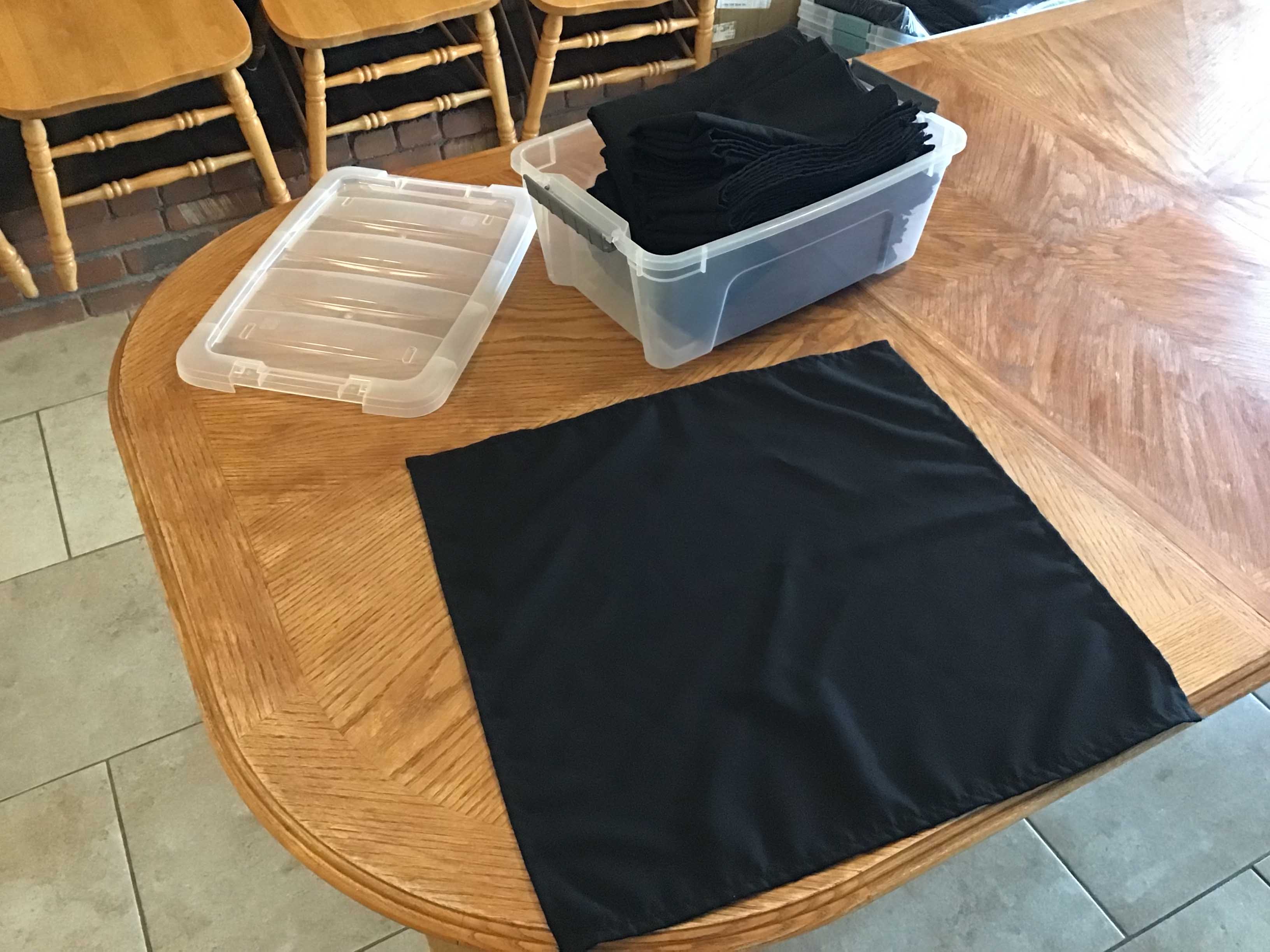 cloth dinner napkins (black) - 20 x 20