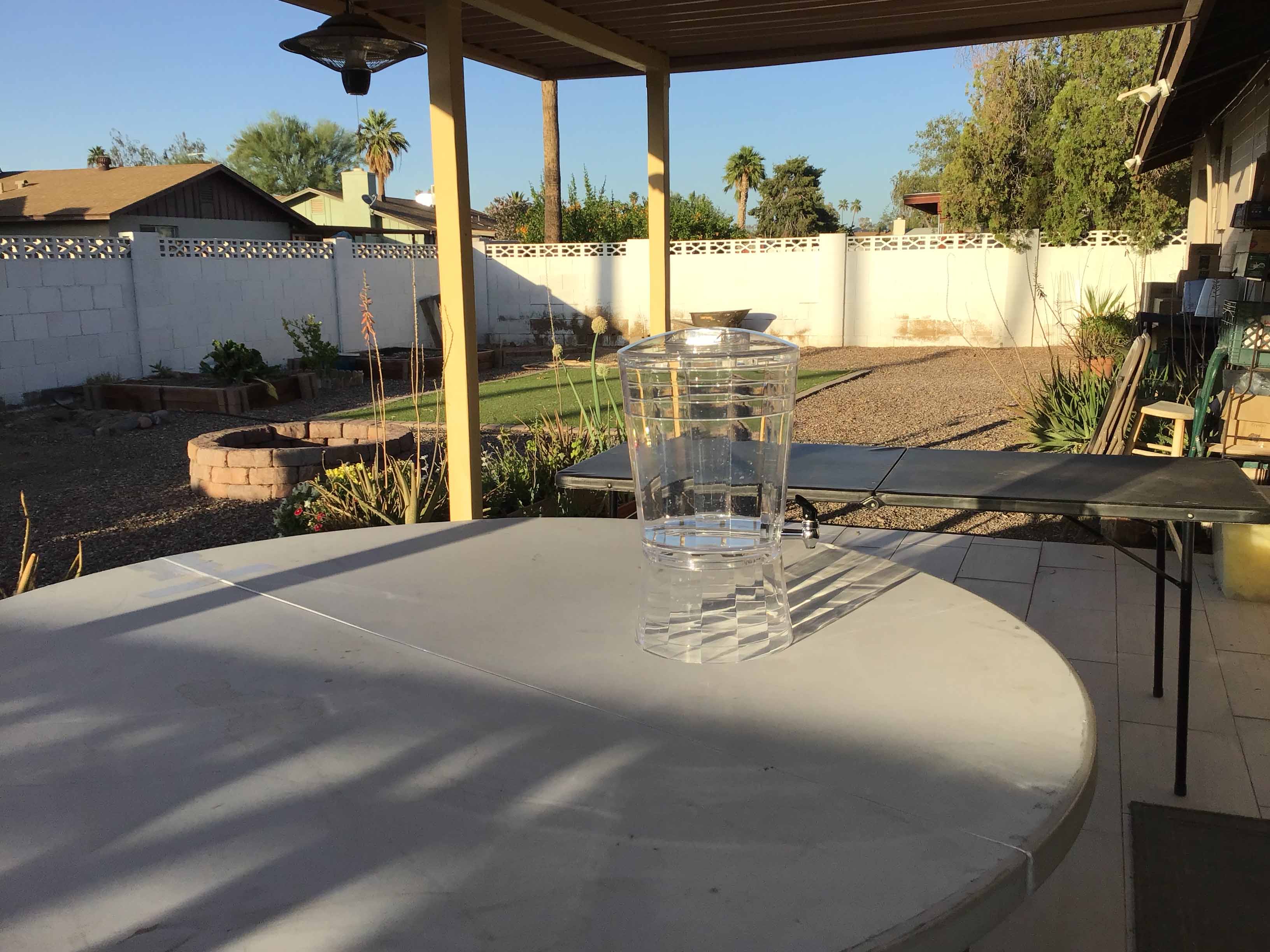 3 gallon beverage dispenser with ice core (acrylic)