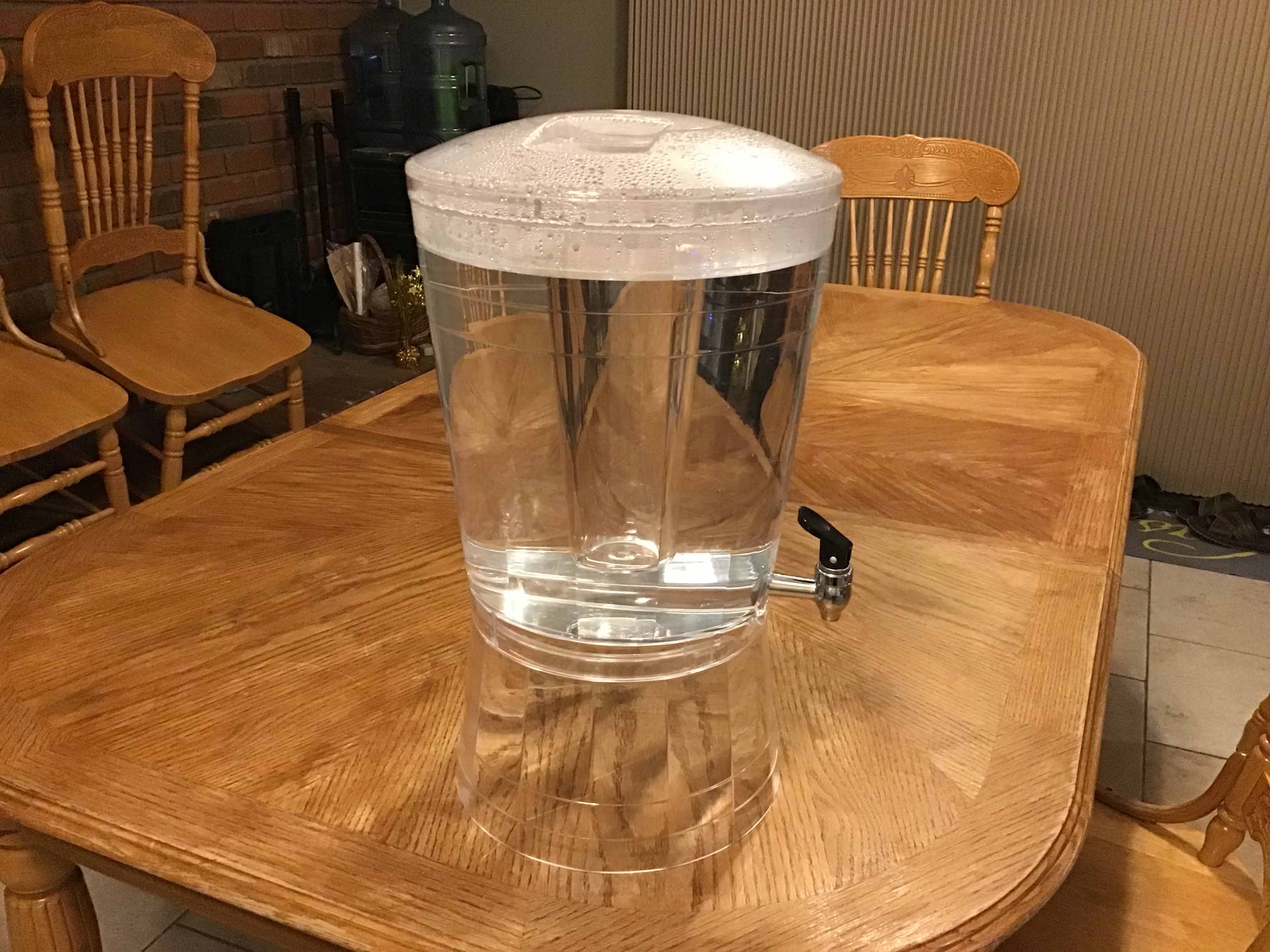 3 gallon beverage dispenser with ice core (acrylic)