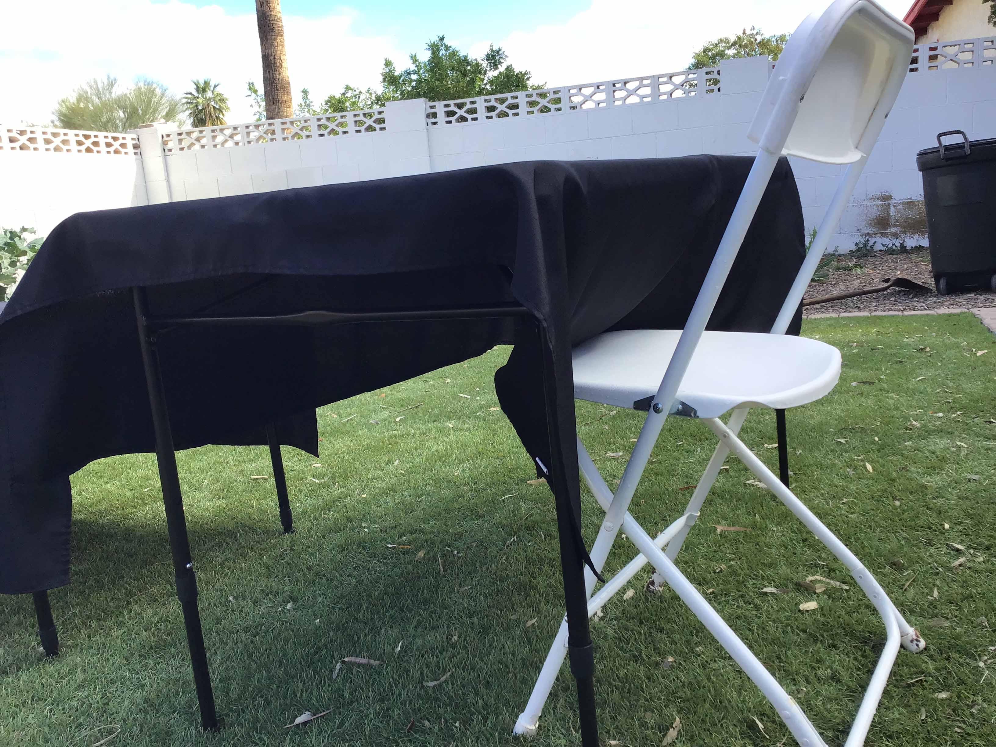 square tablecloths (black) - 54