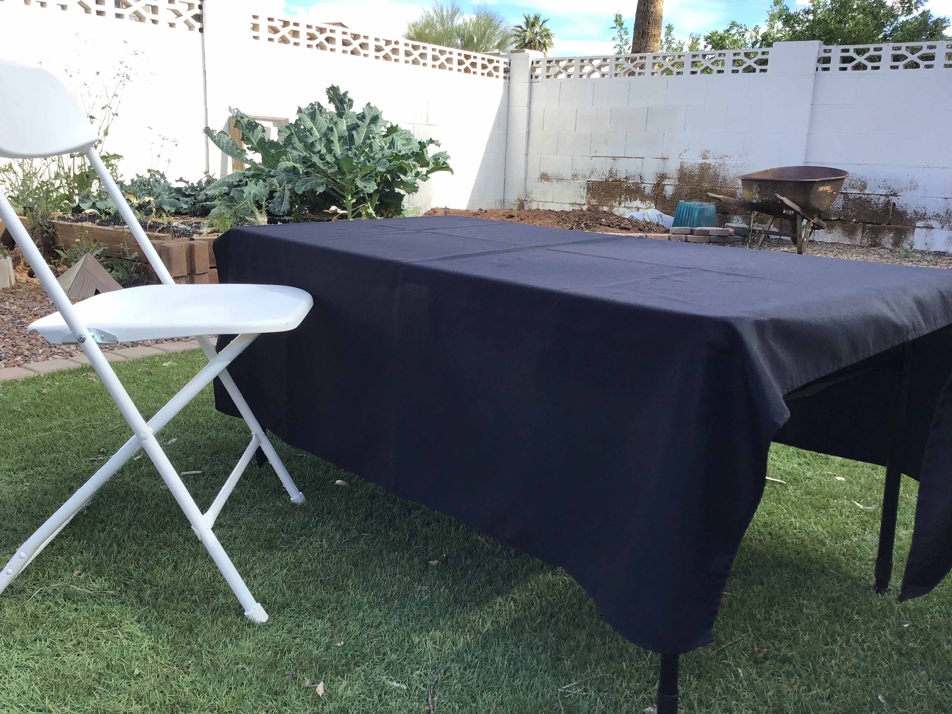 square tablecloths (black) - 54