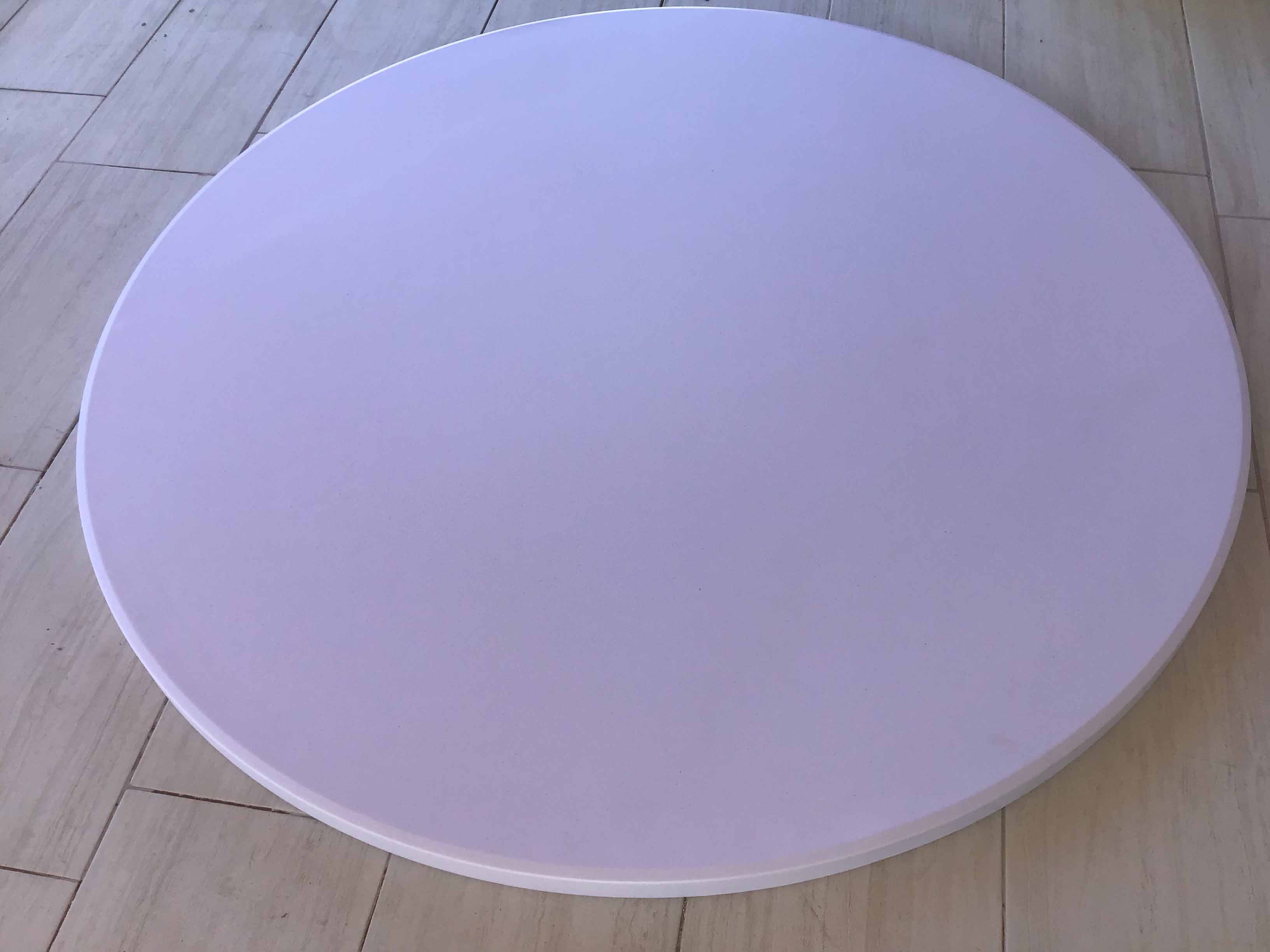 5 foot round tables