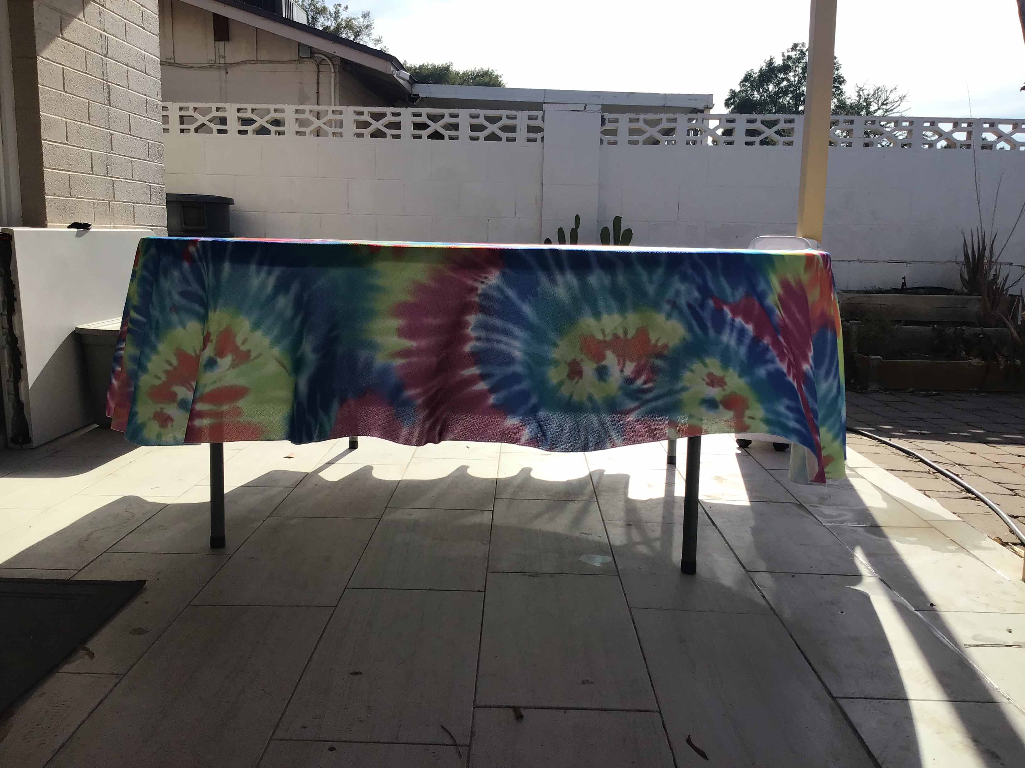 round tablecloths (tie-dye) - 108