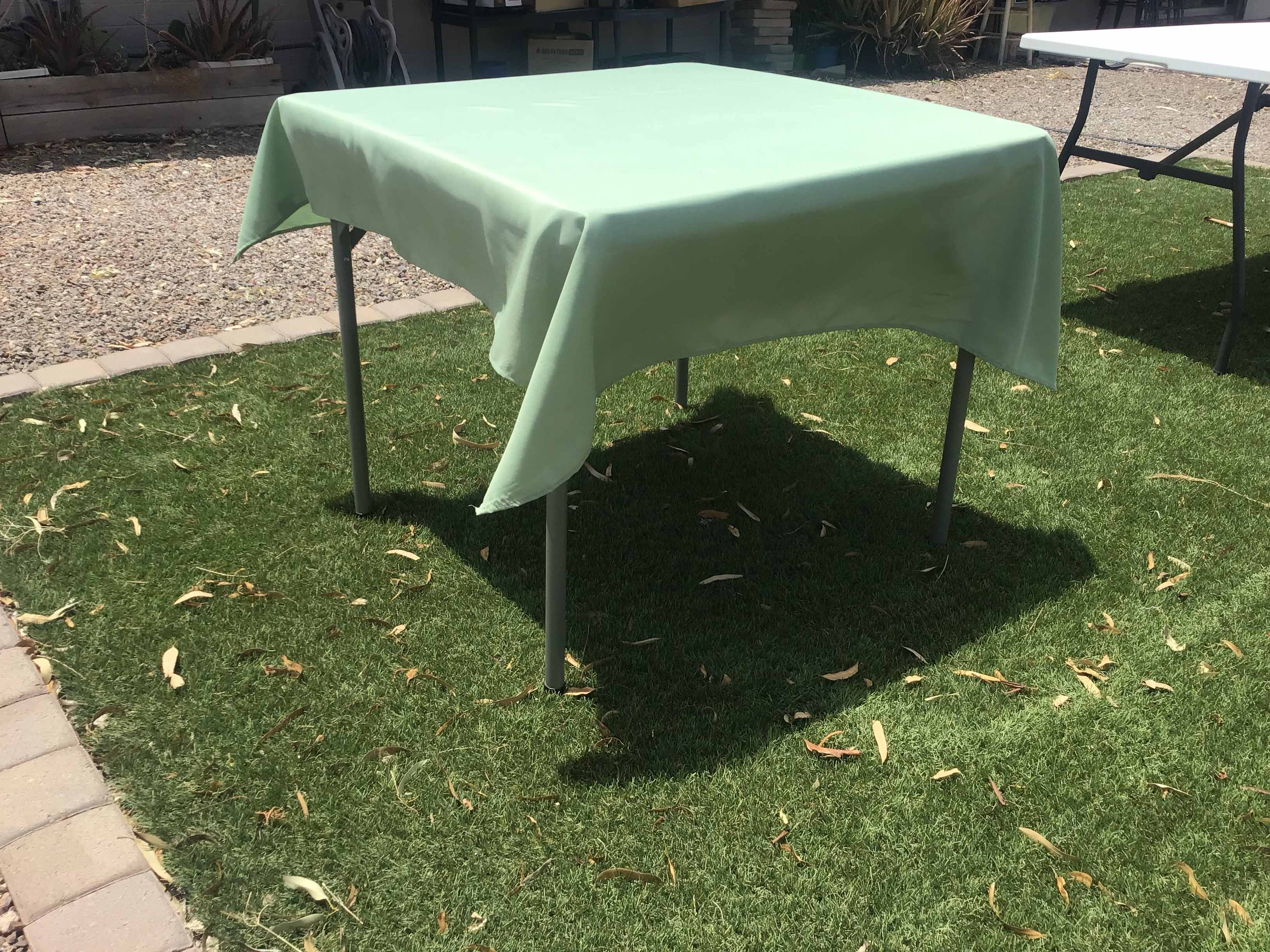 square tablecloths (sage green) - 54