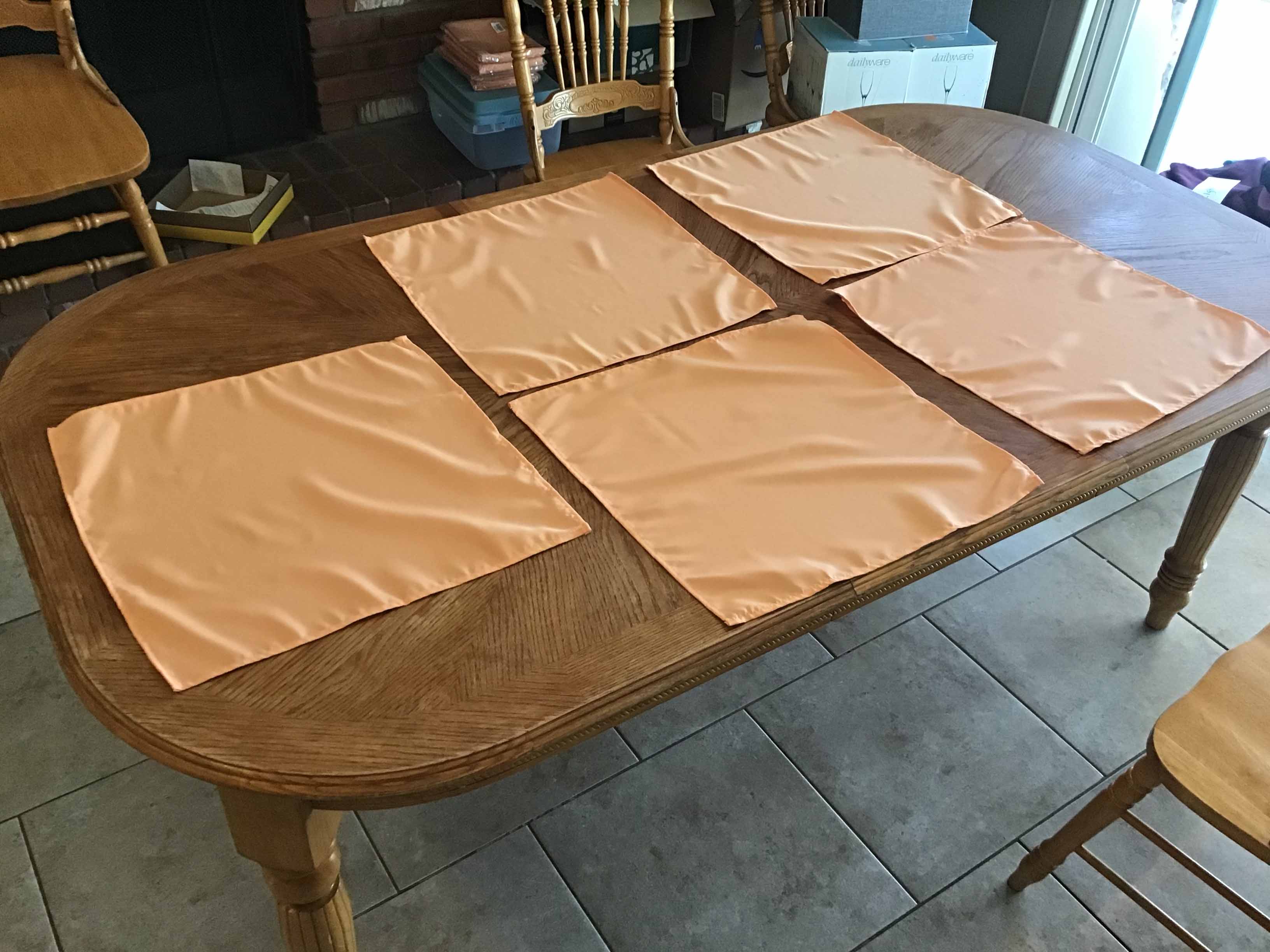 cloth dinner napkins (peach) - 20 x 20