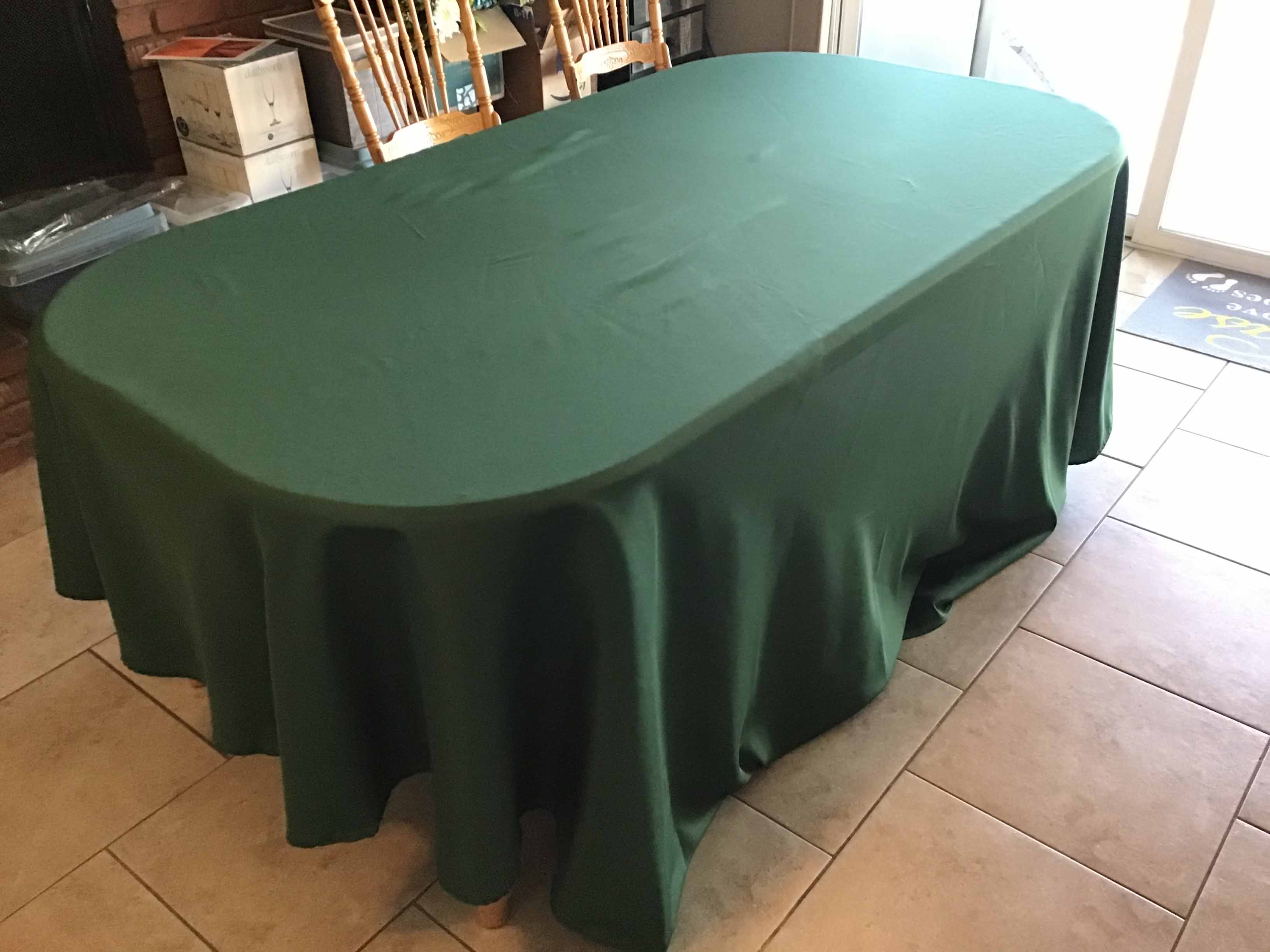 round tablecloths (forest green) - 120