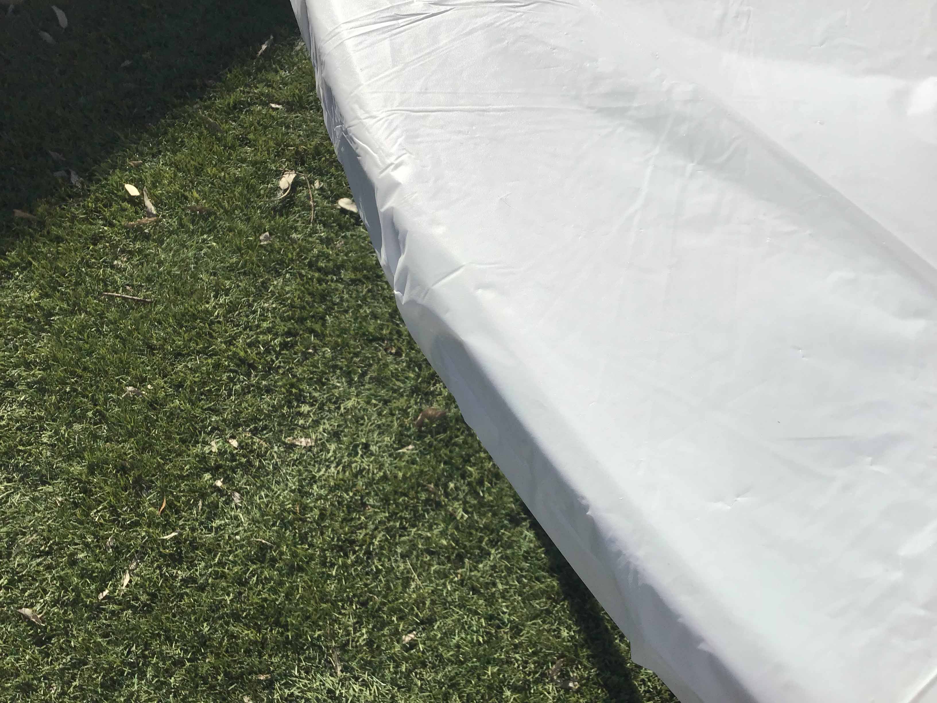 round tablecloth (white, disposable, plastic) - 84