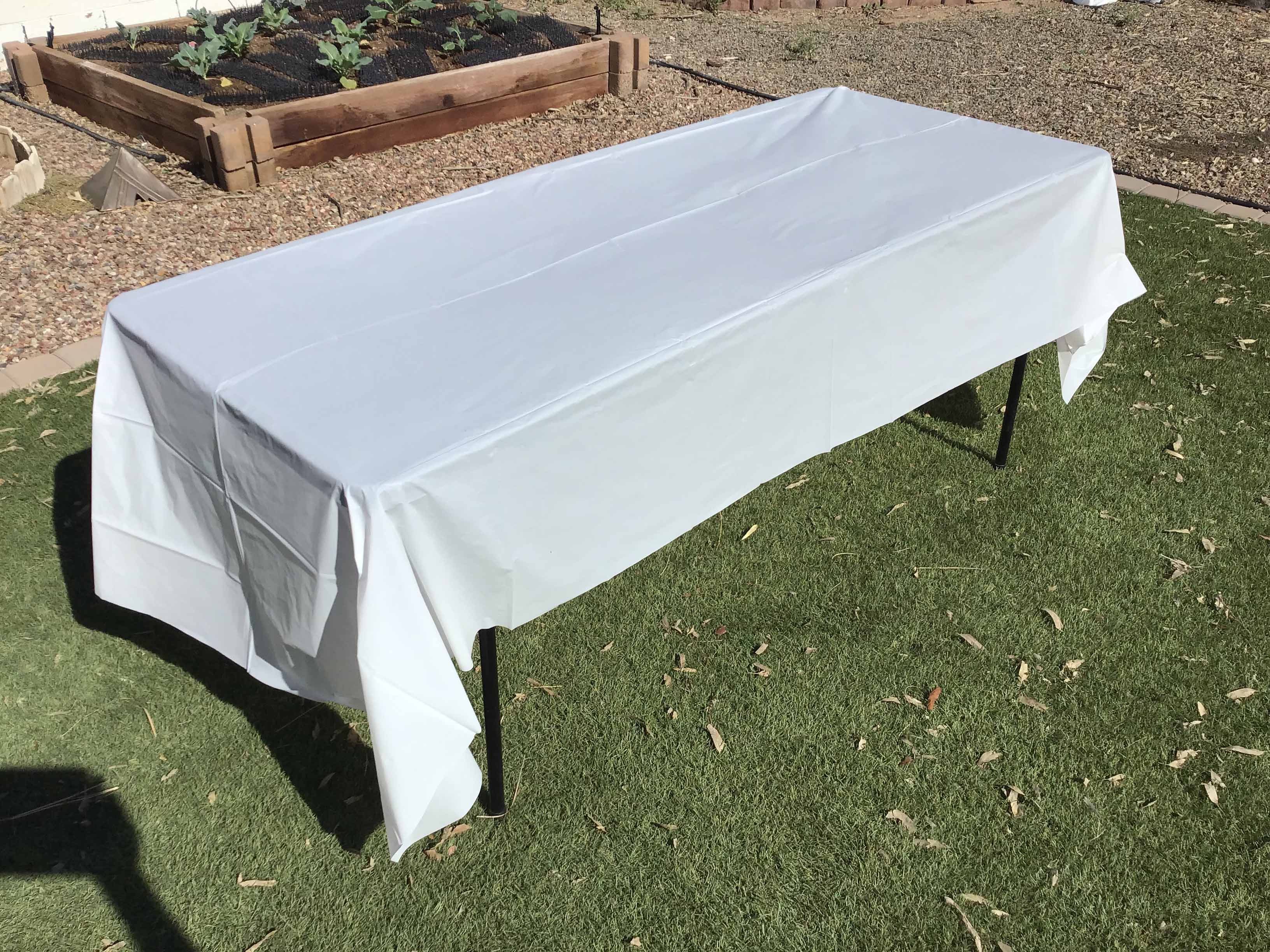 rectangle tablecloth (white, plastic, disposable) - 54 x 108