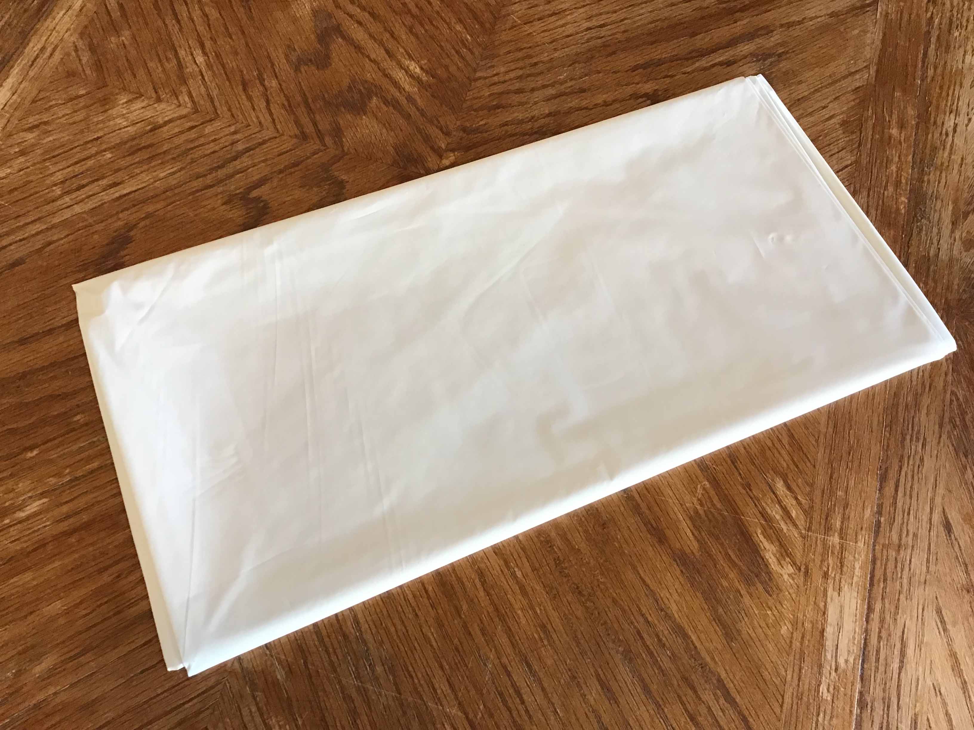 rectangle tablecloth (white, plastic, disposable) - 54 x 108