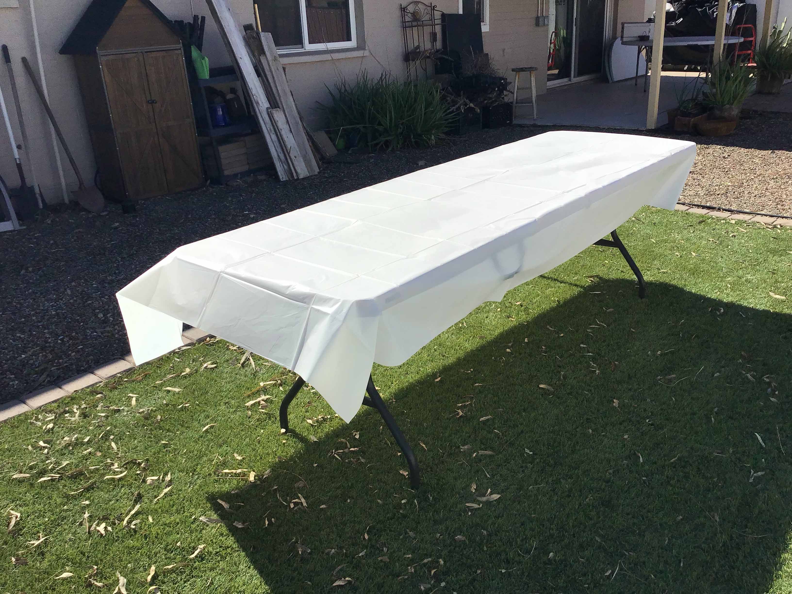 rectangle tablecloth (white, plastic, disposable) - 54 x 108