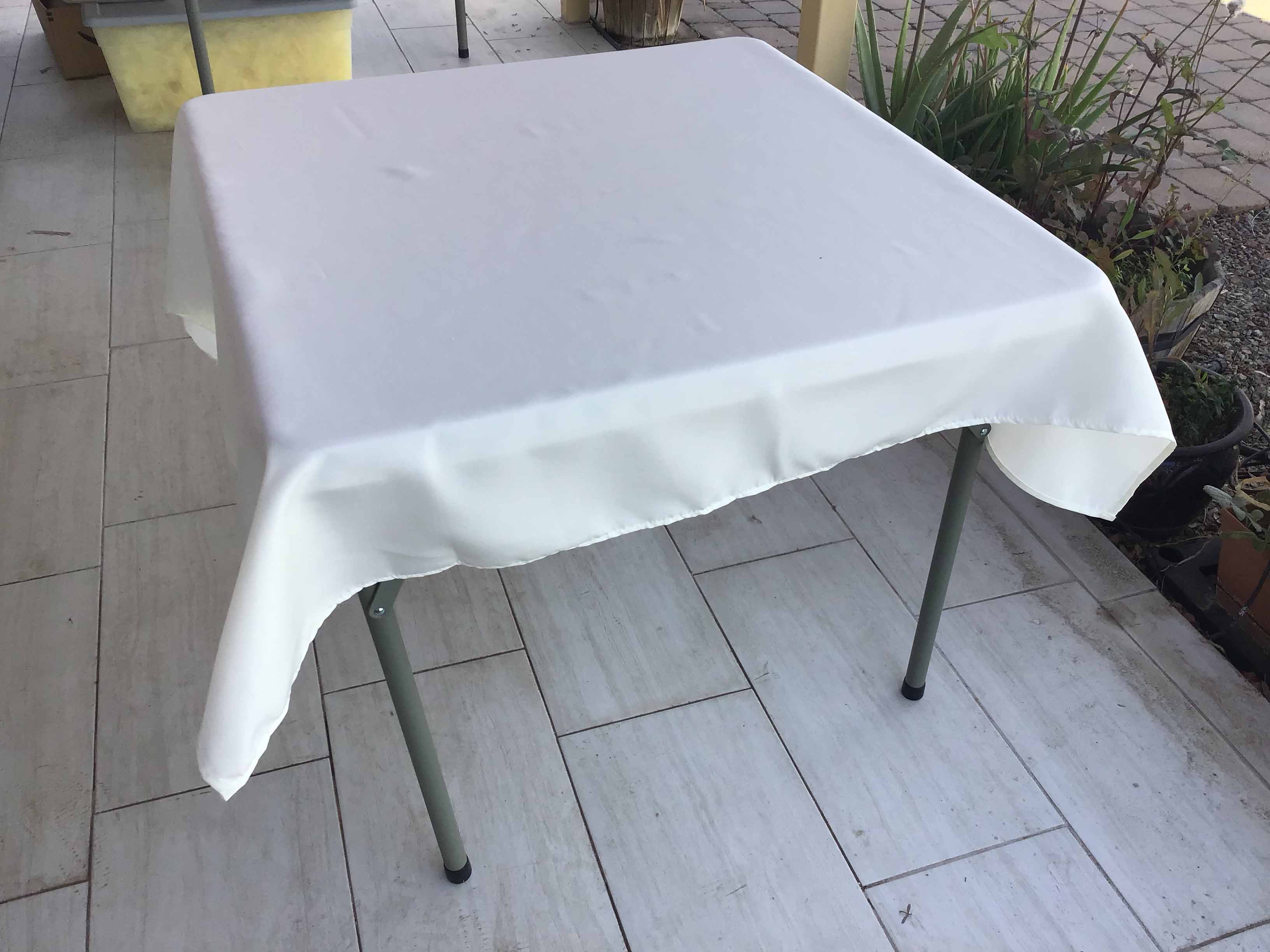 square tablecloths (ivory) - 54