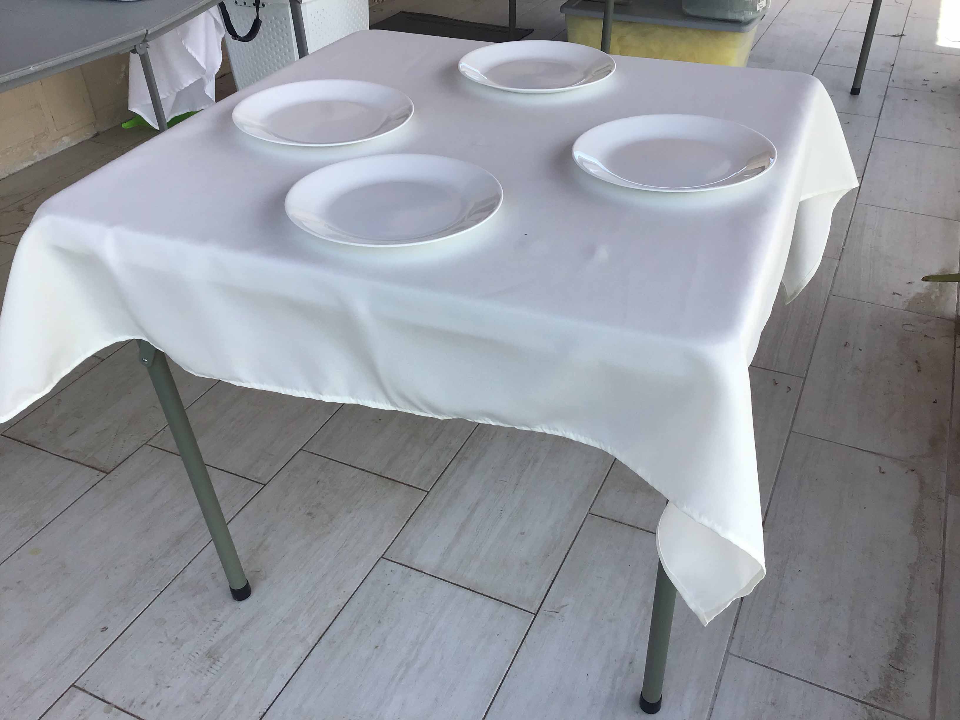 square tablecloths (ivory) - 54
