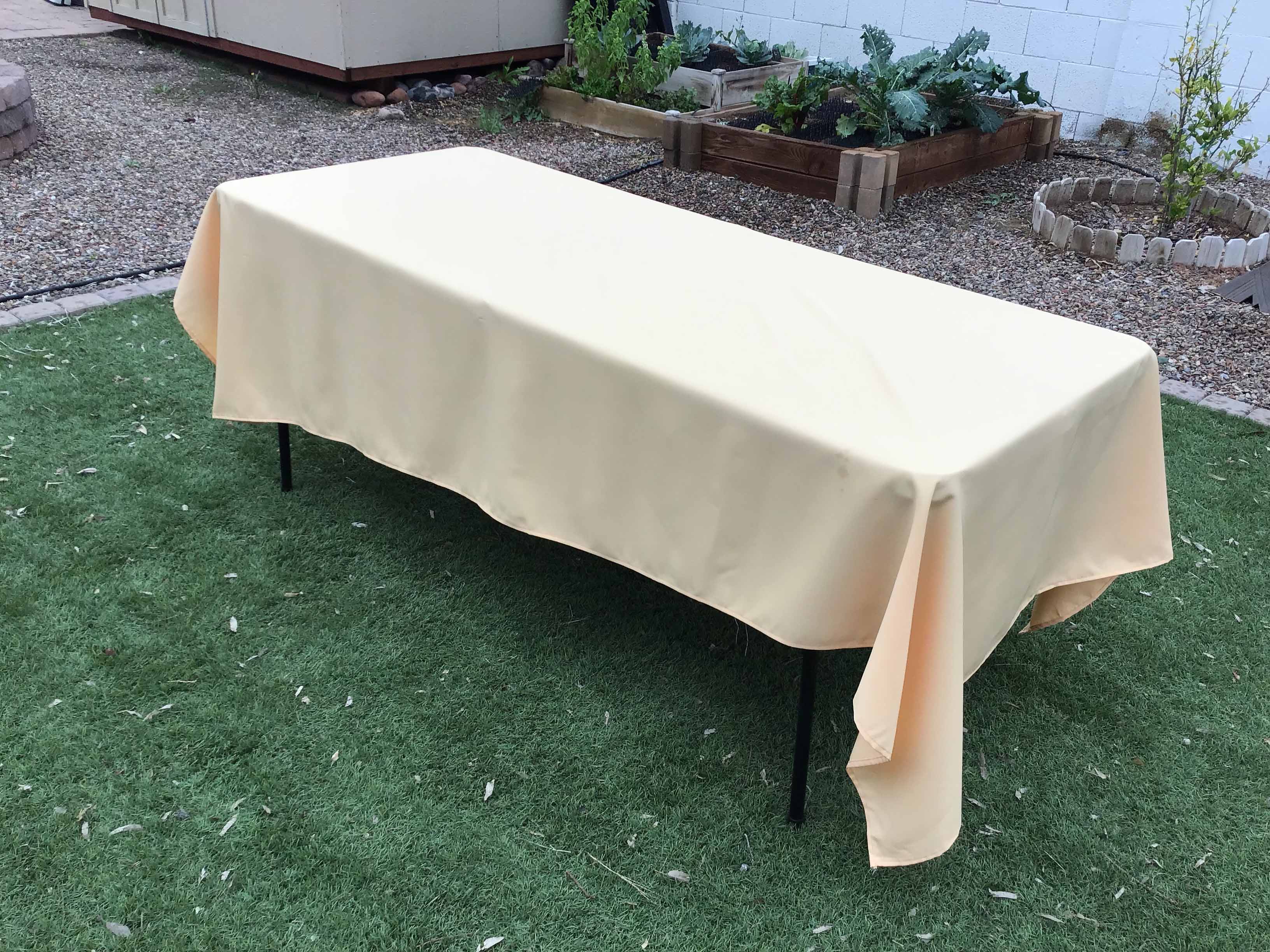 rectangle tablecloths (peach) - 60 x 102