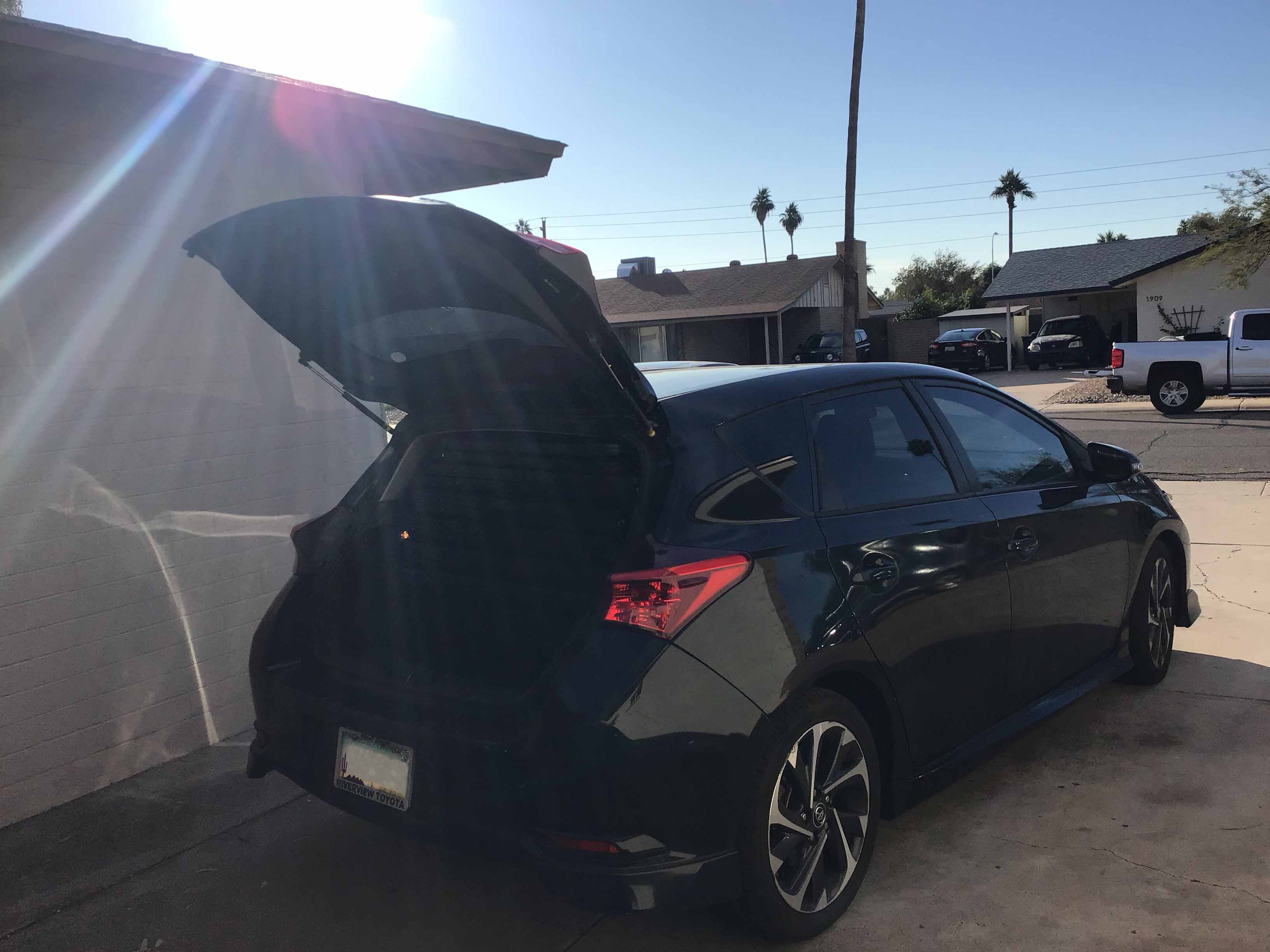 6 foot rectangle tables (budget)