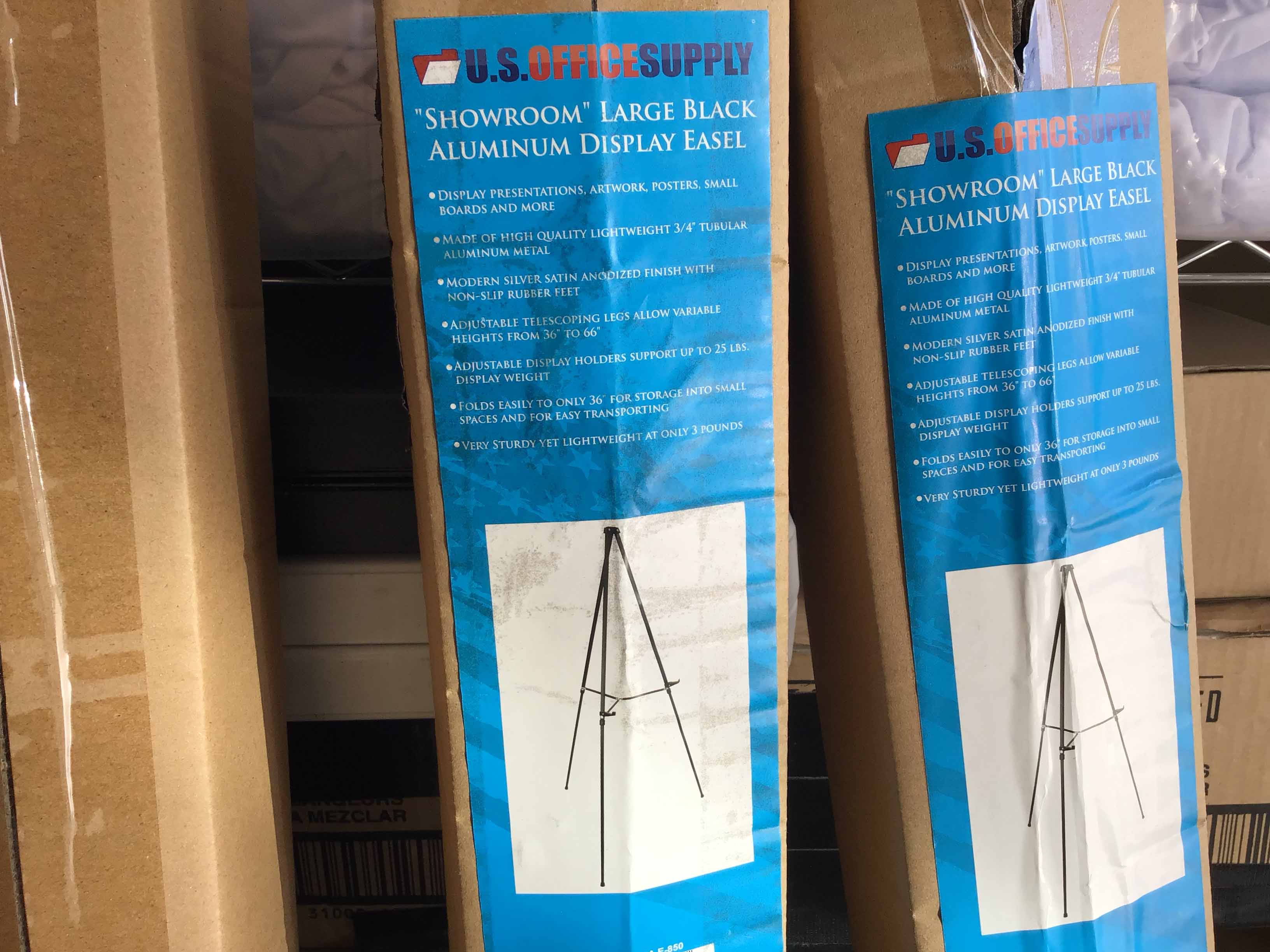 easel (black aluminum) - 36 to 66