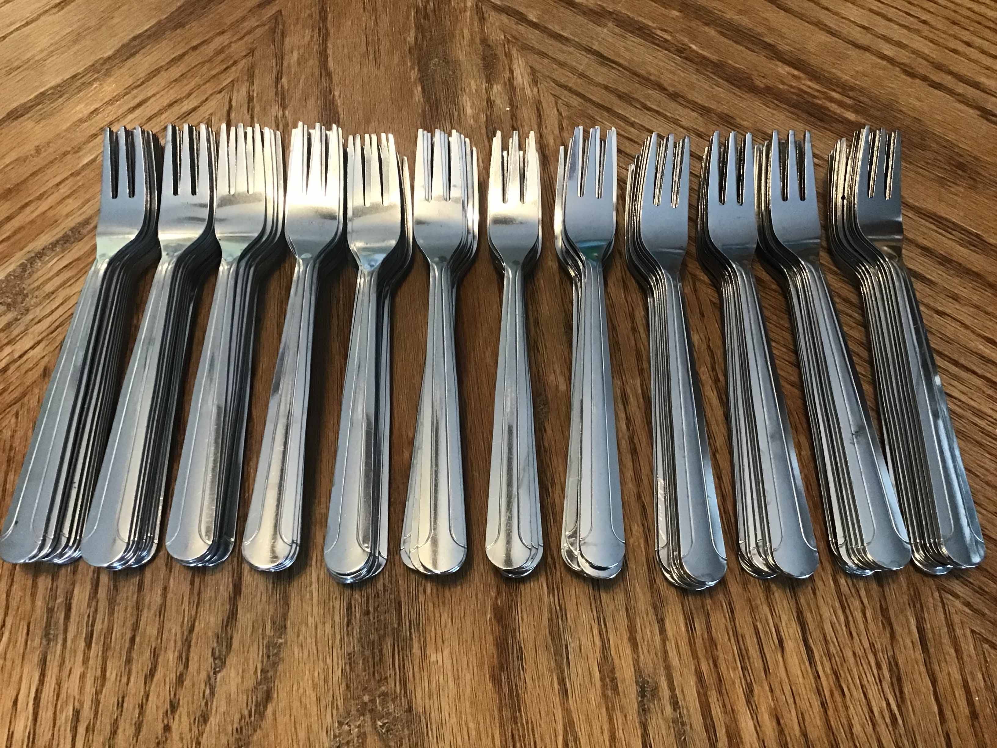 cocktail forks / oyster forks (stainless steel, Choice Dominion, 5 5/8, 18/0)