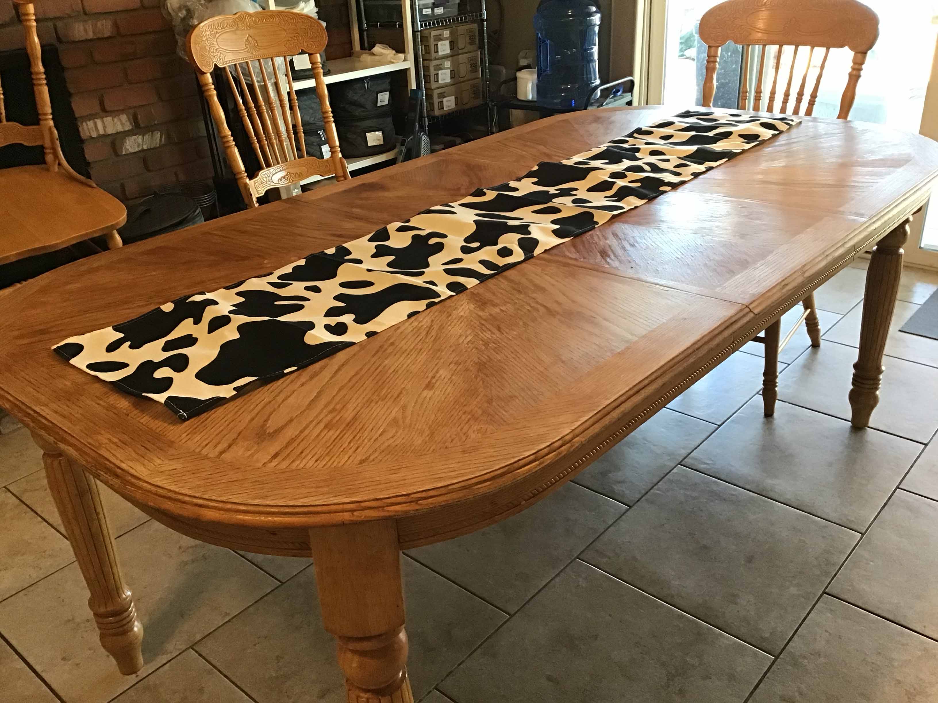 cow table runner (13 x 71)