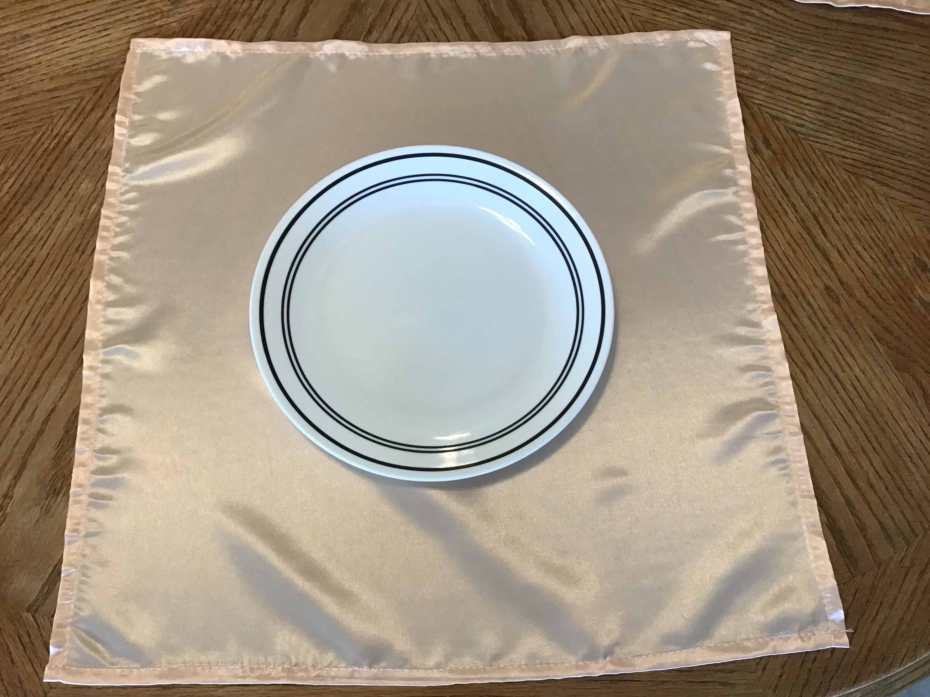 cloth dinner napkins (peach, satin) - 20 x 20