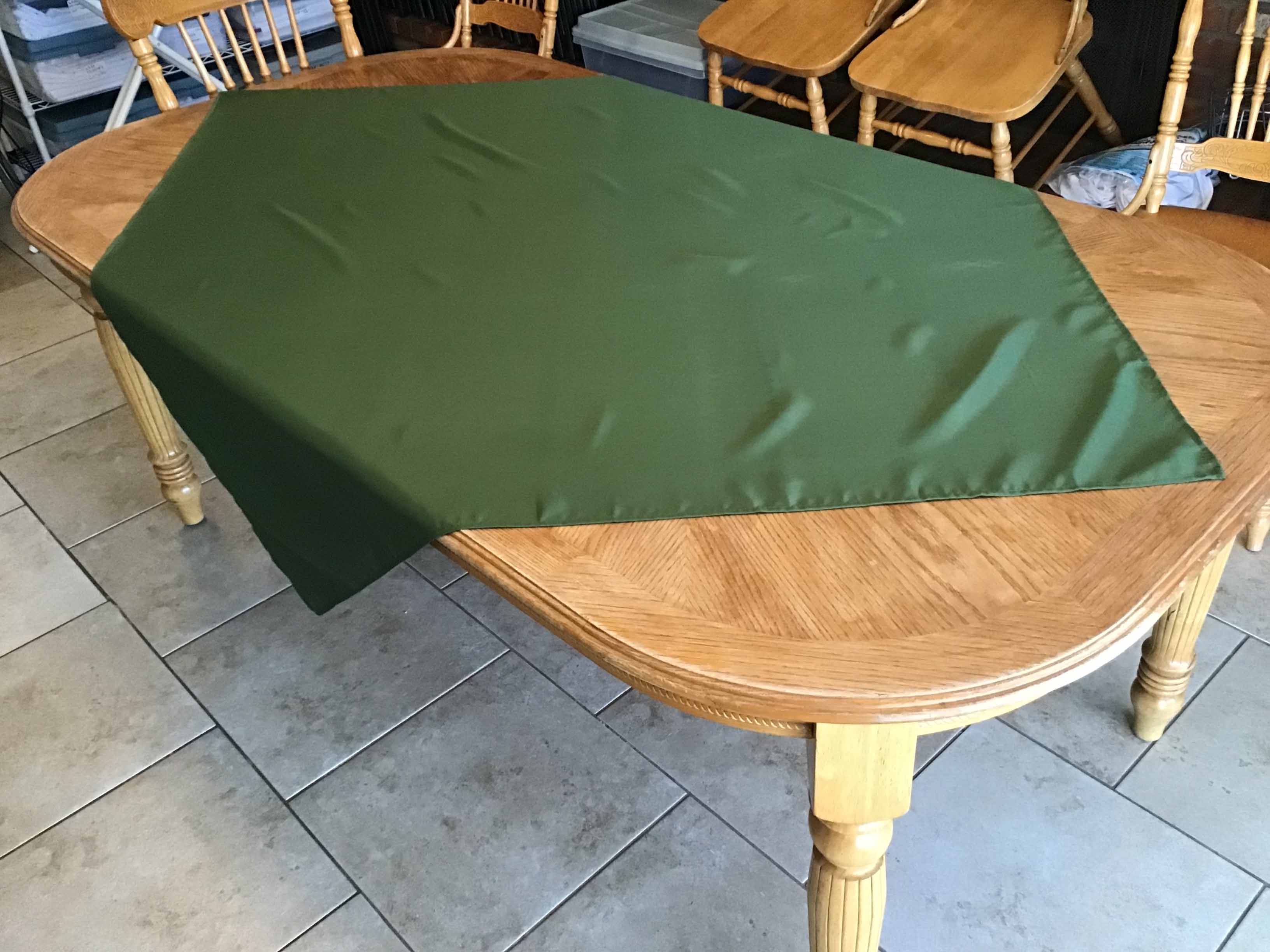square tablecloths (olive green) - 54