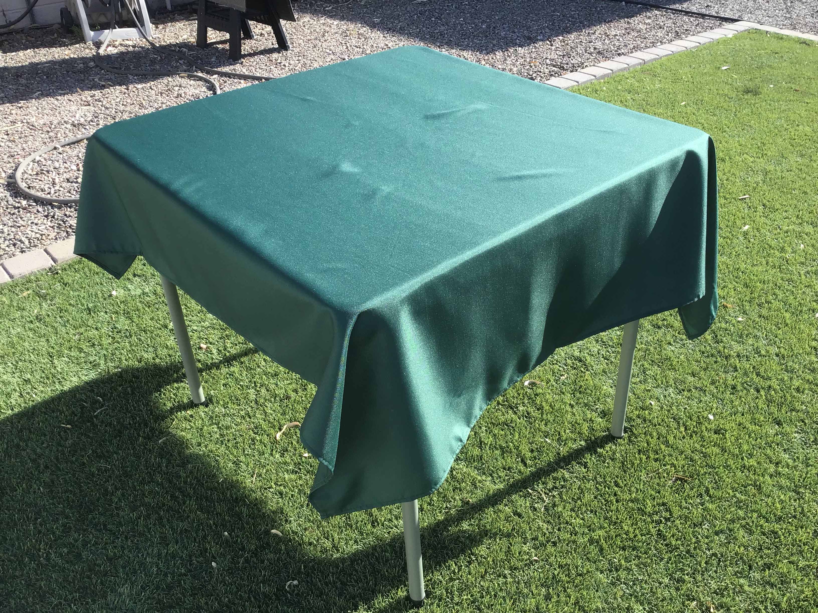 square tablecloths (hunter emerald green) - 54