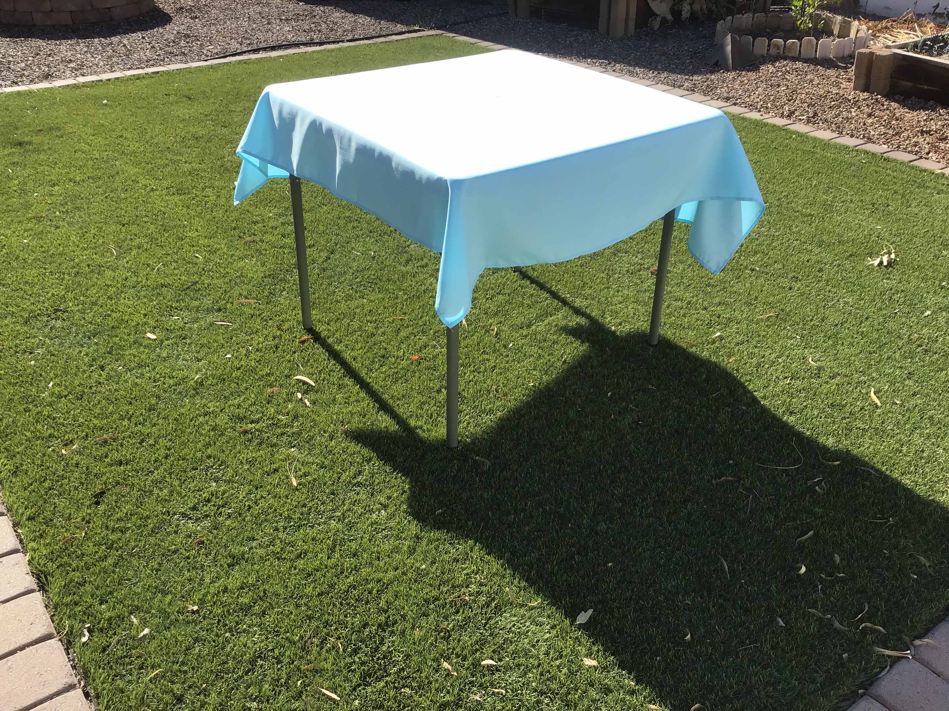 square tablecloths (light blue) - 54