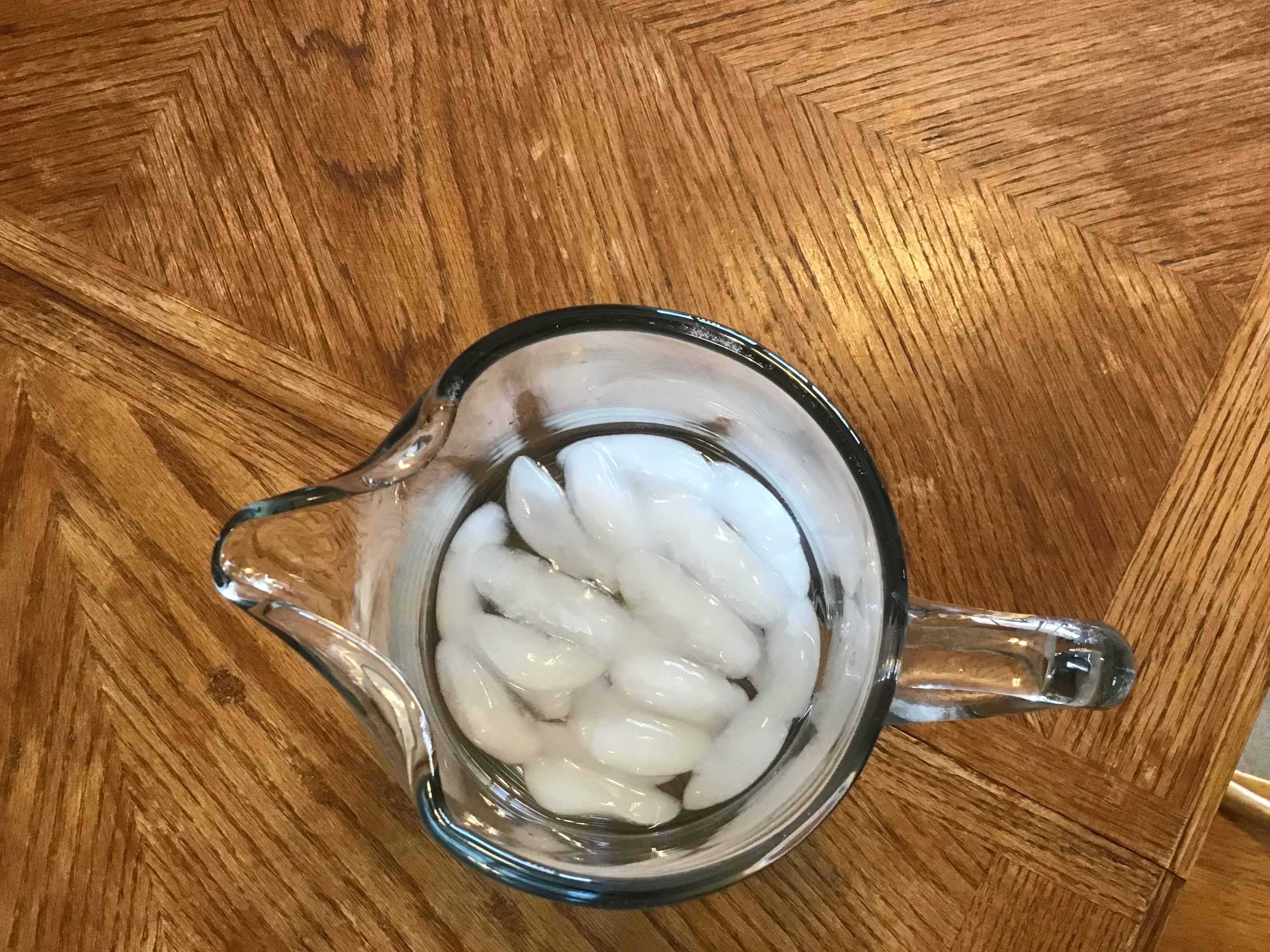 glass water pitcher - 90 oz.