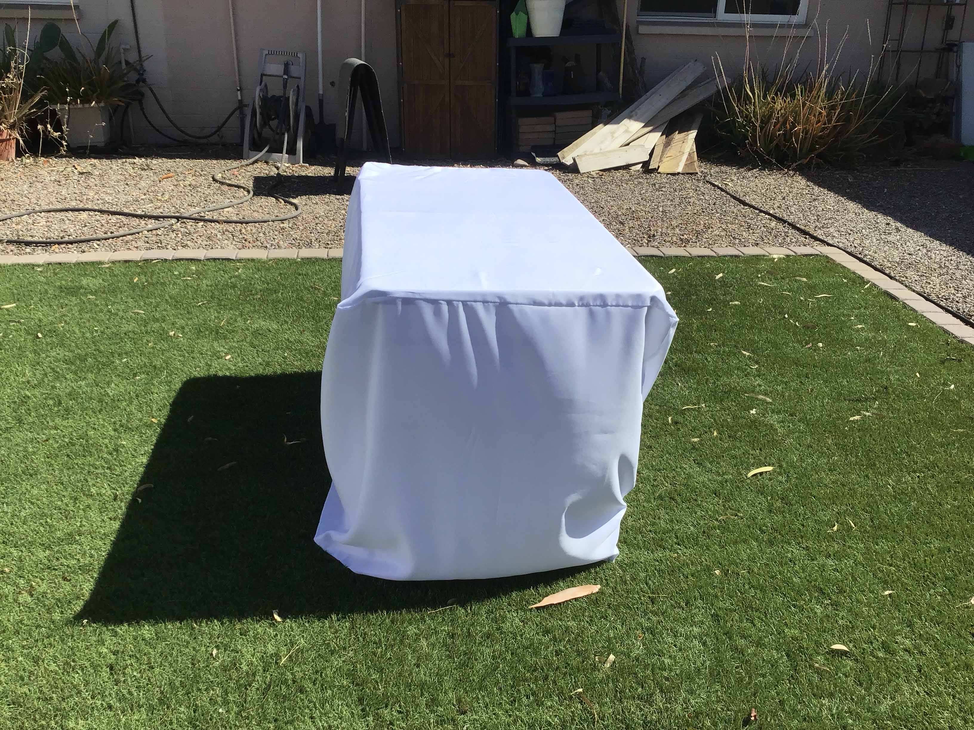 fitted polyester tablecloth for 4-foot rectangle tables (white)