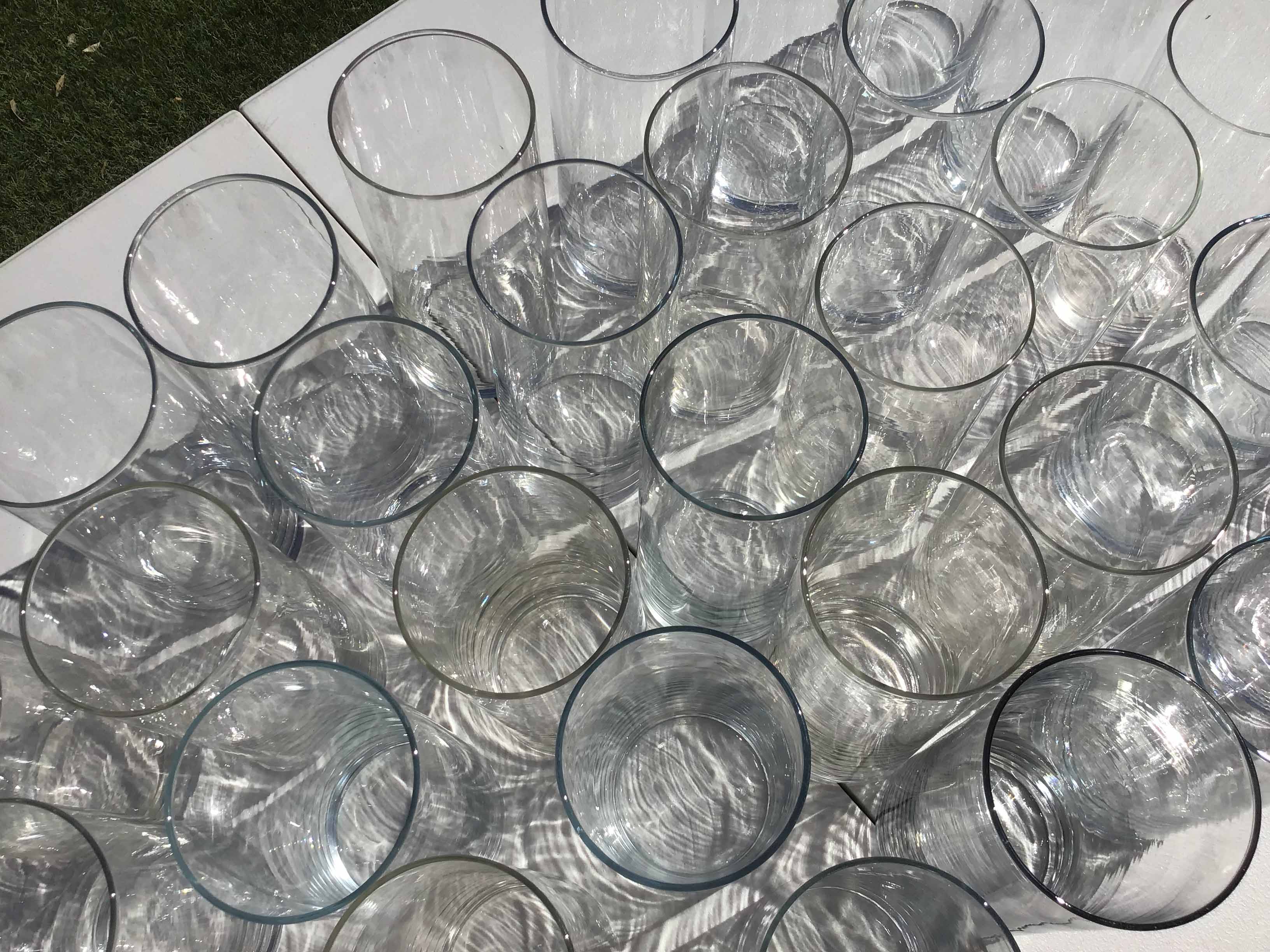 cylindrical glass vase - 7.25 x 3.25