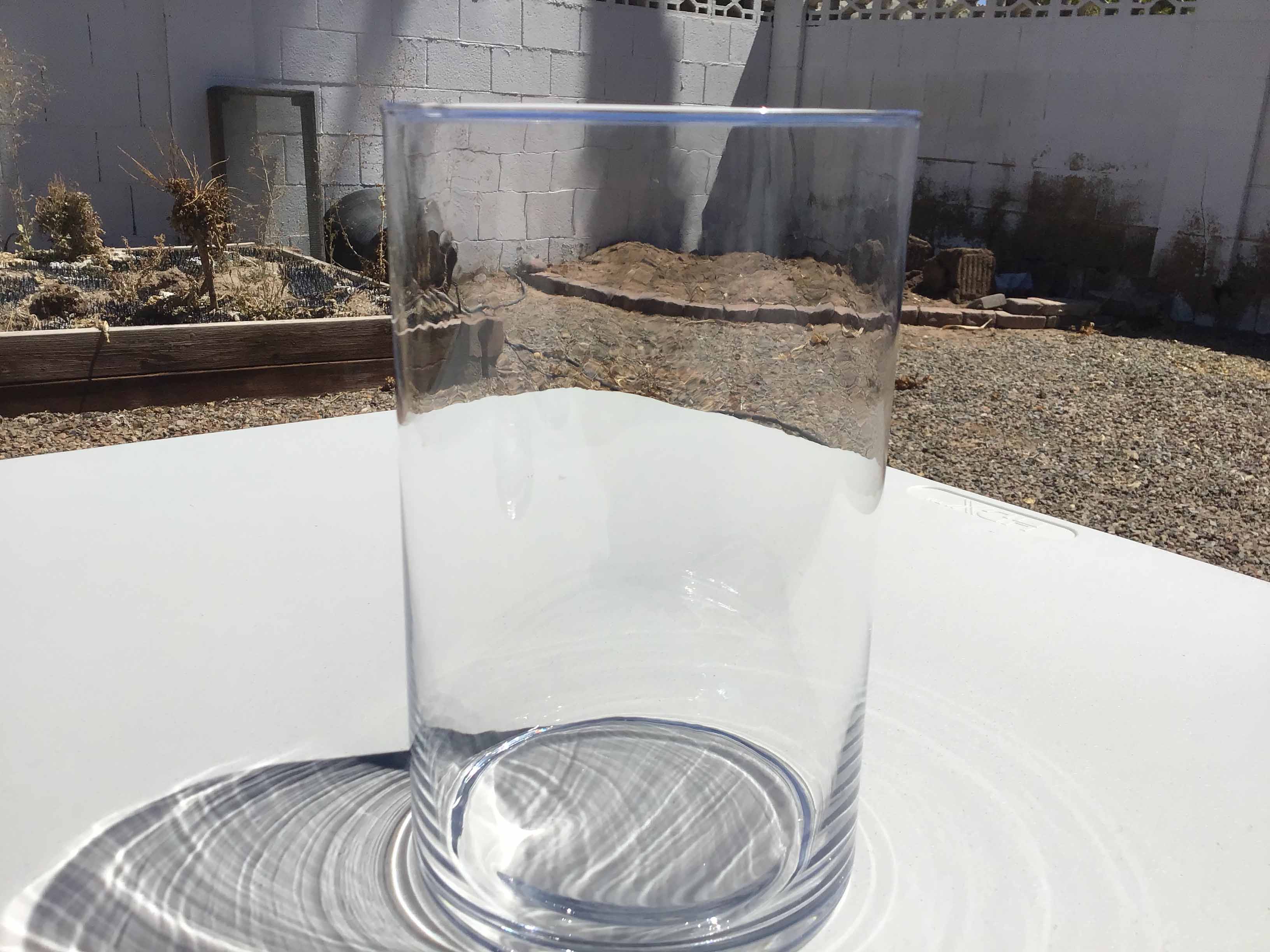 cylindrical glass vase - 8 x 5