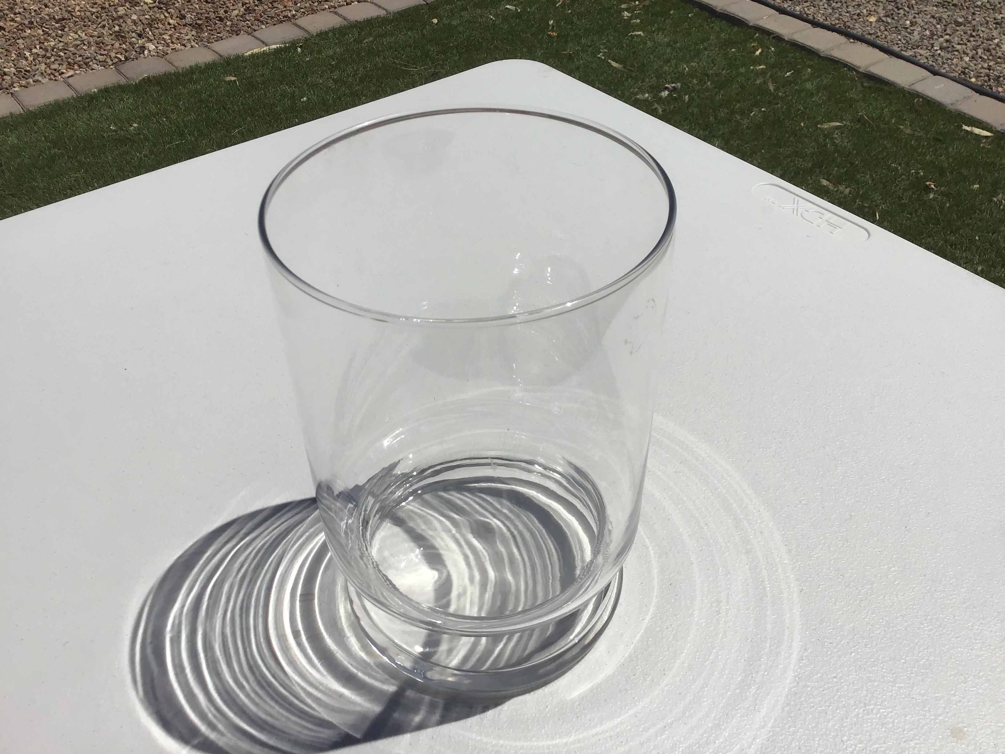 cylindrical glass vase - 8 x 5