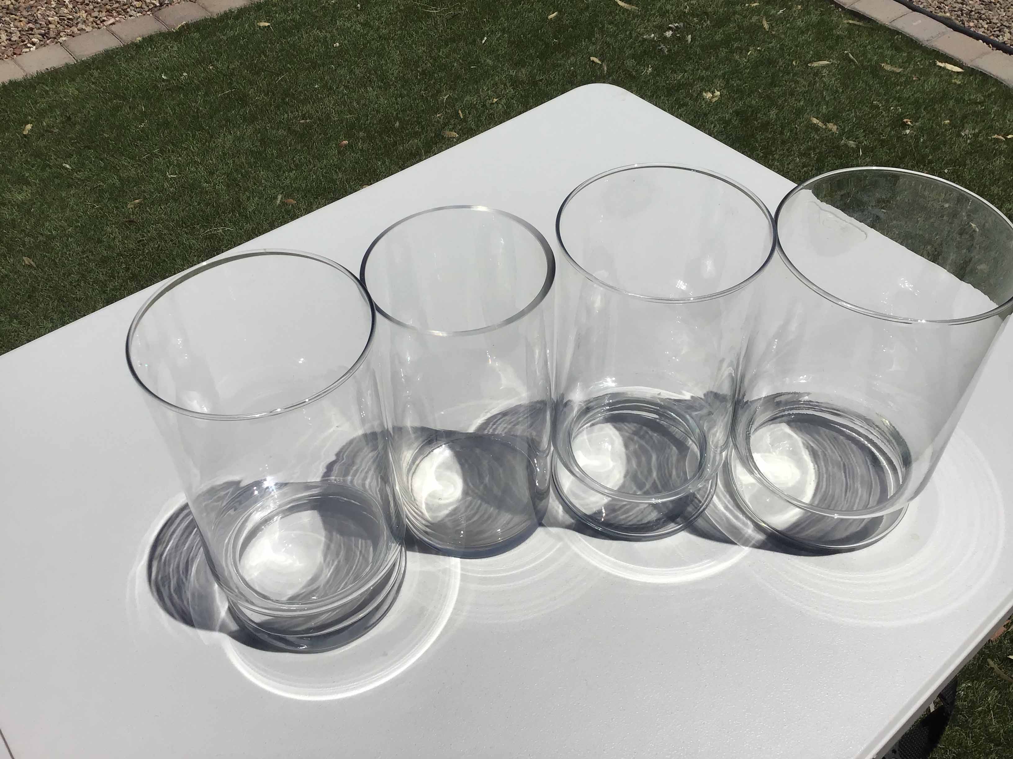 cylindrical glass vase - 10 x 5