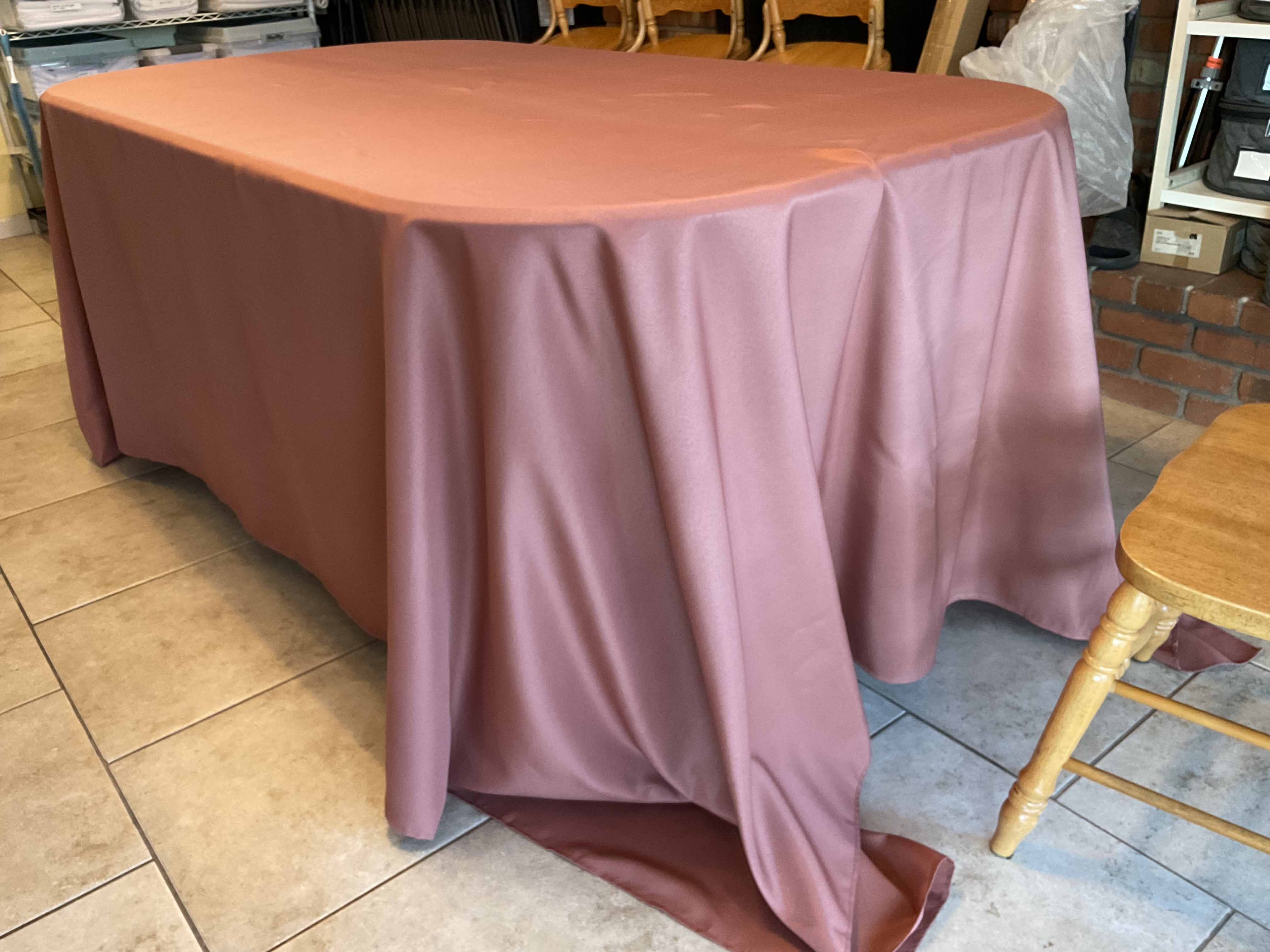 rectangle tablecloths (terracotta/rust) - 90 x 132