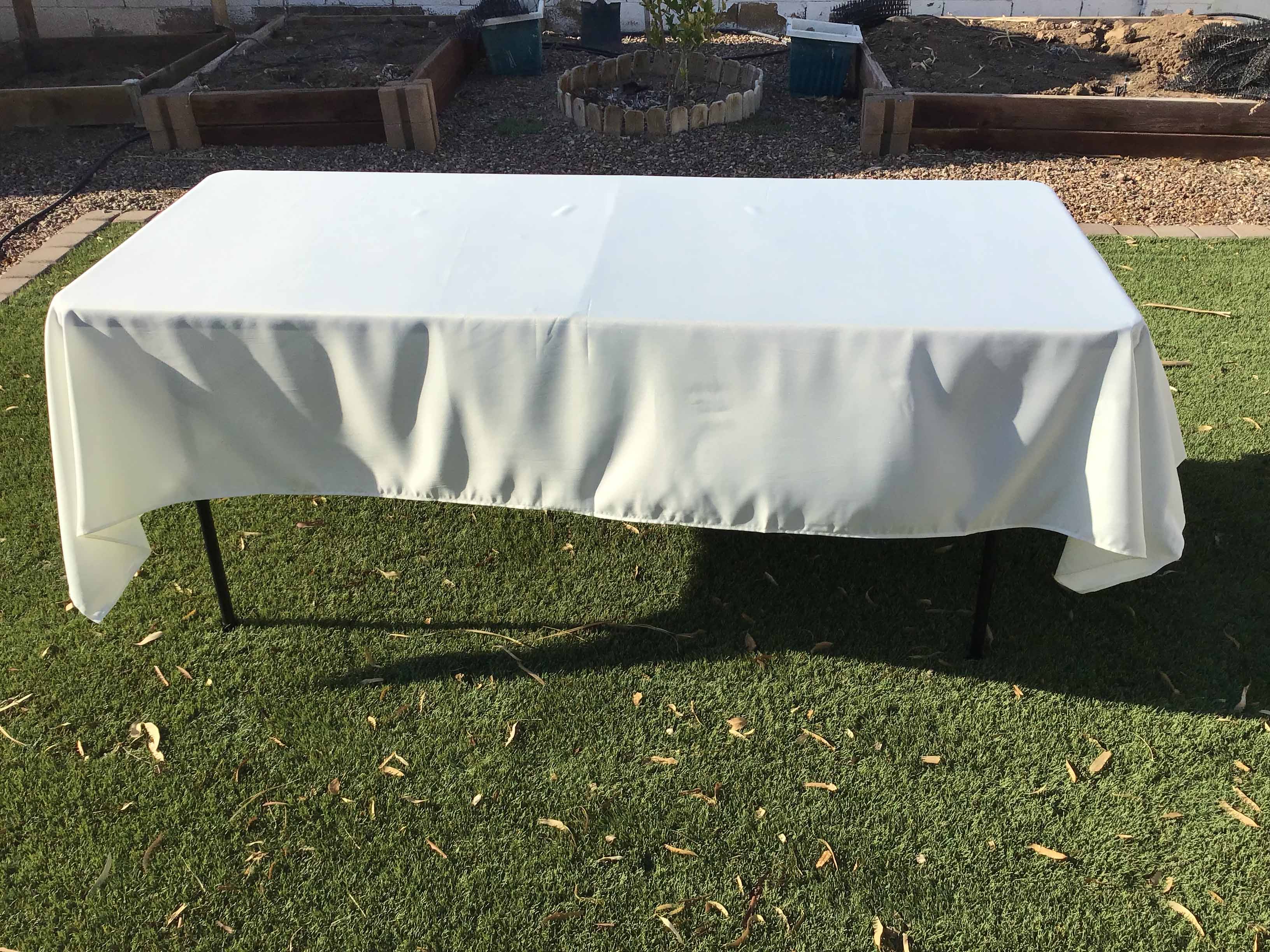 rectangle tablecloths (ivory) - 60 x 102
